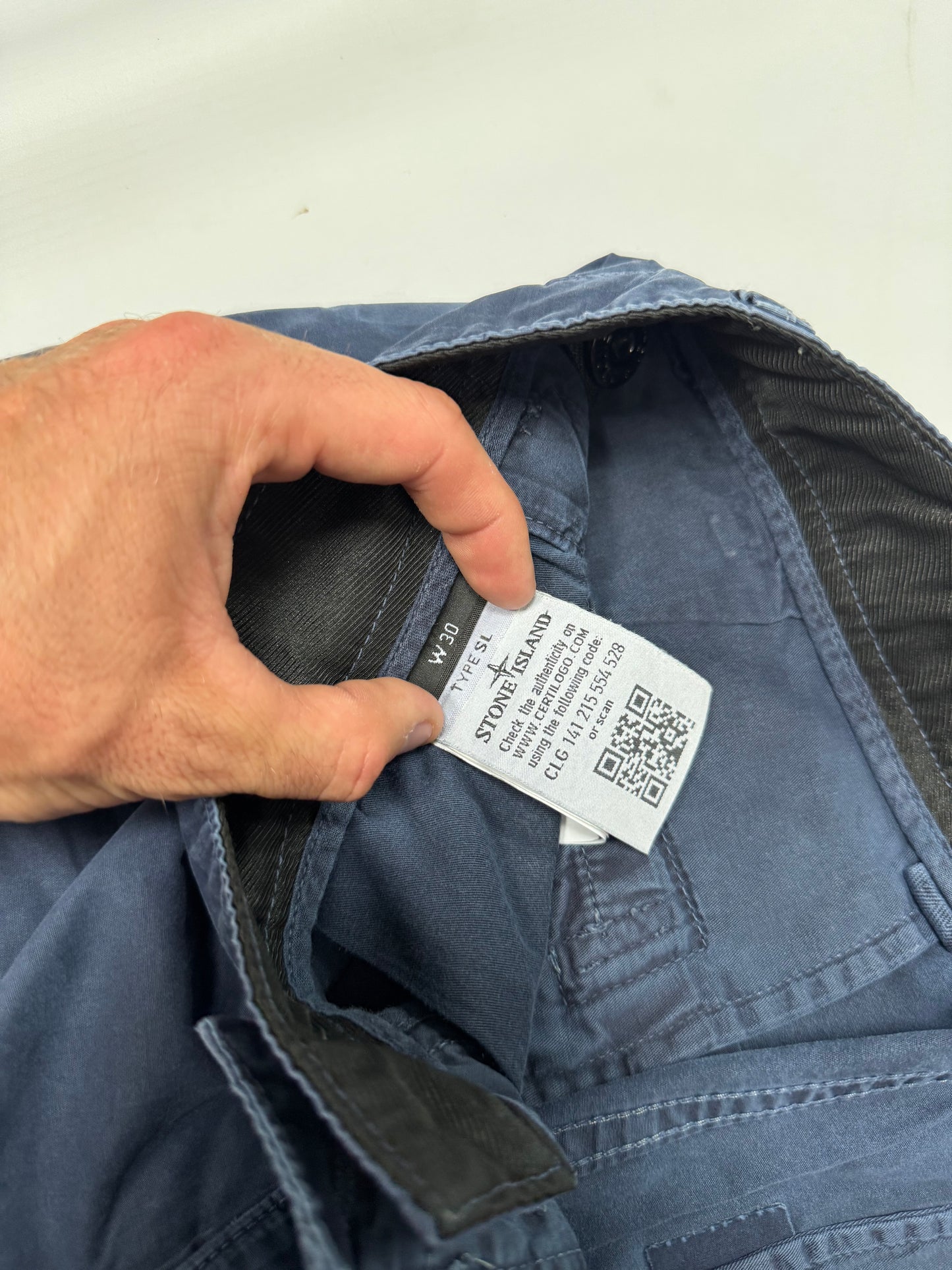 Stone island cargo shorts (W30)
