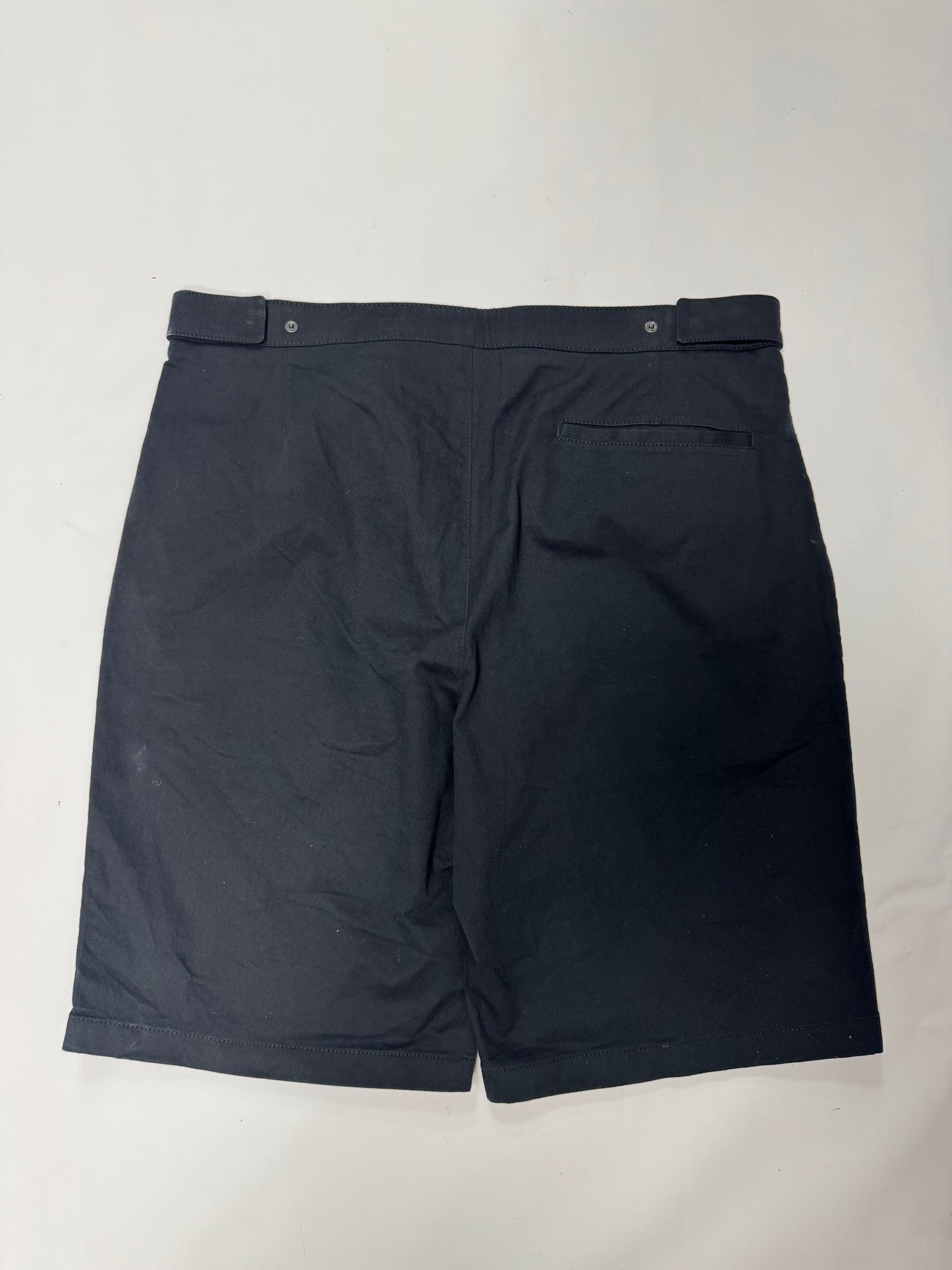 Prada sport shorts (M)