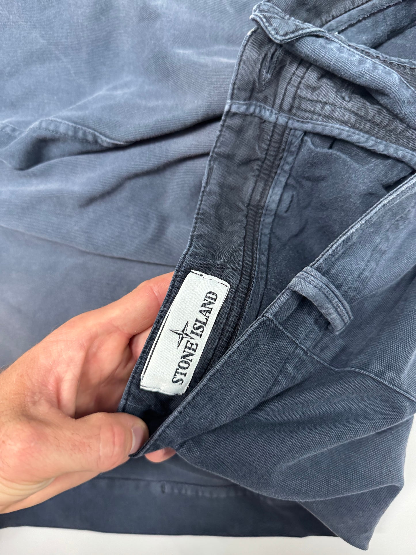Stone island marina cargo shorts (36W)