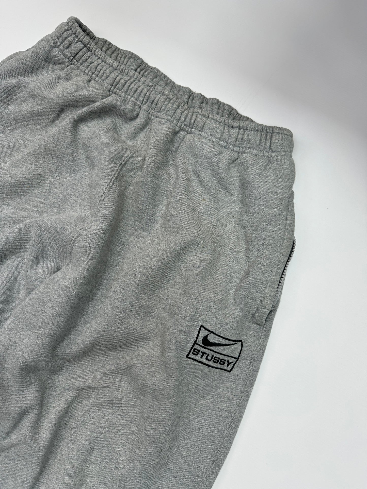 Nike x stussy joggers (M)