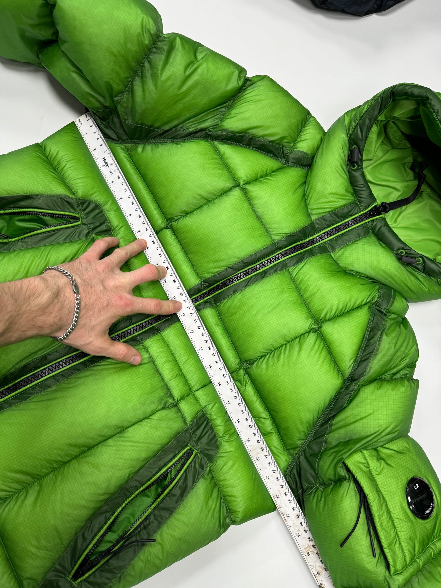 Cp company DD shell down jacket (L)