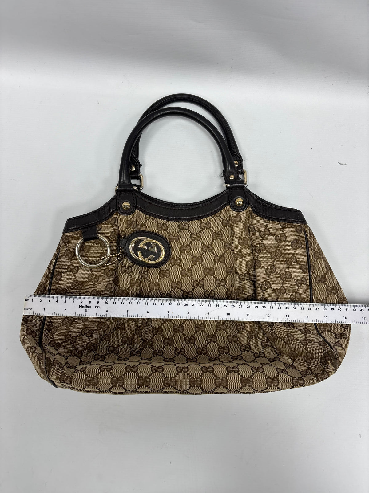 Gucci sukey medium tote bag