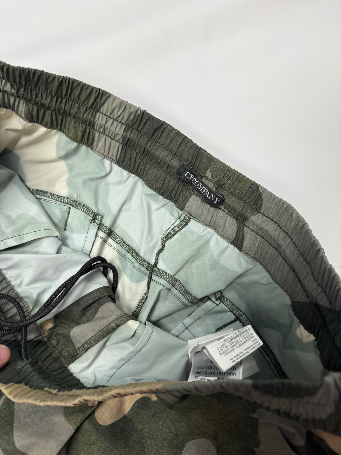 Cp company Swedish camo shorts (M)