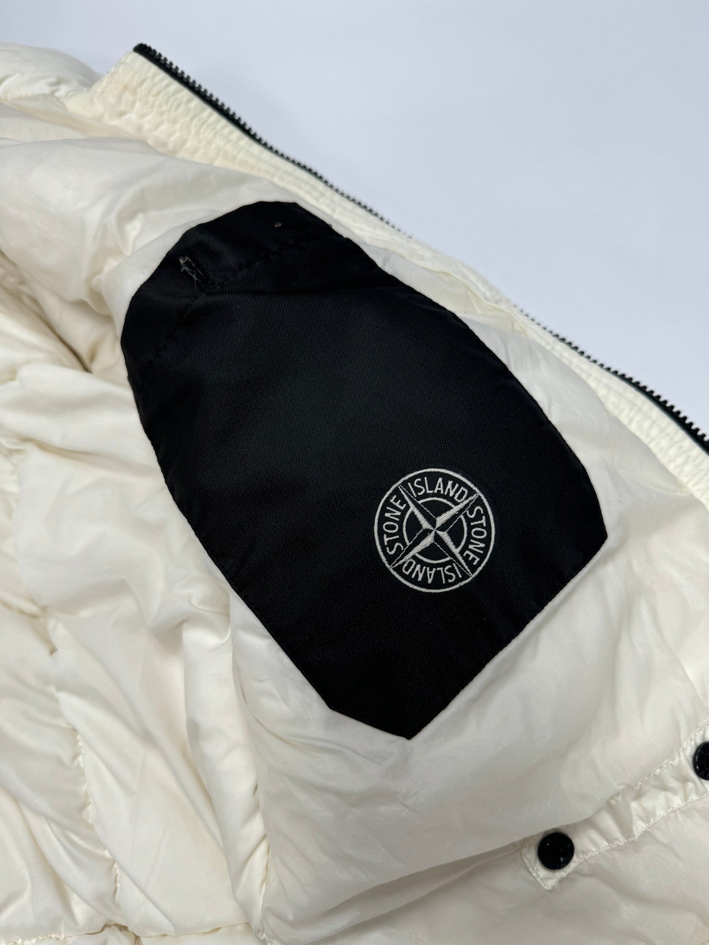 Stone island garment dyed down puffer (S)