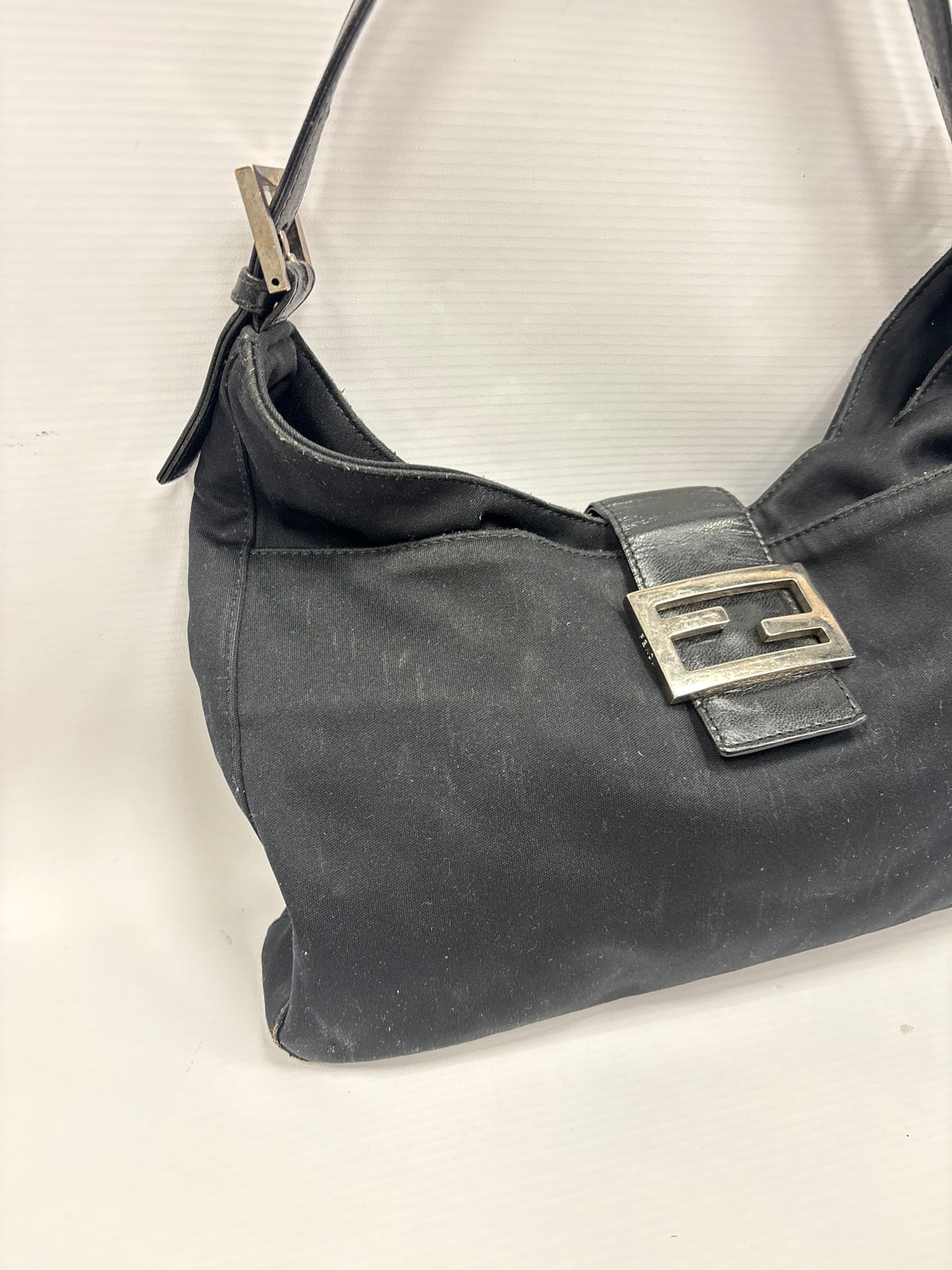 Fendi mamma baguette shoulder bag