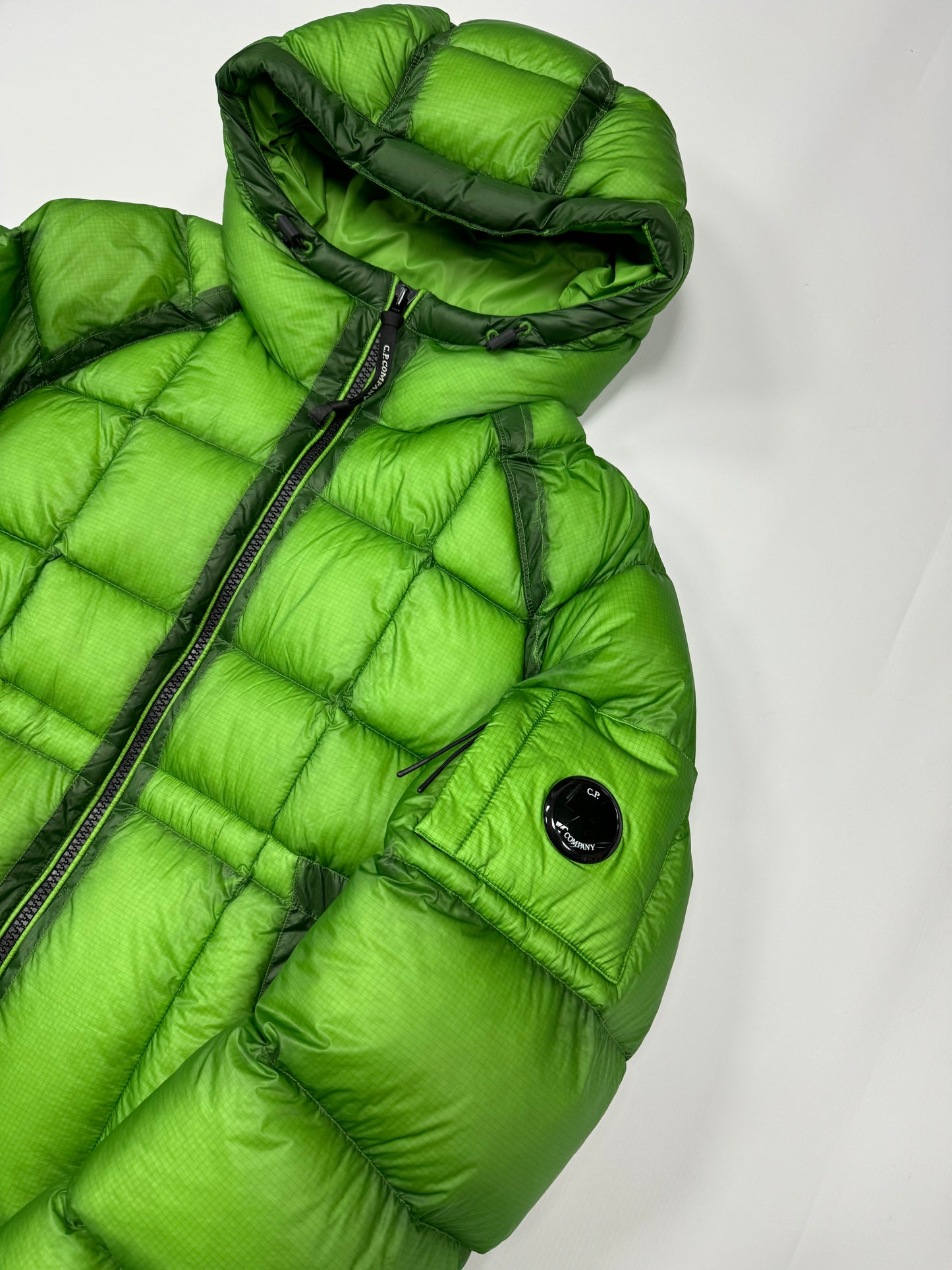 Cp company DD shell down jacket (L)