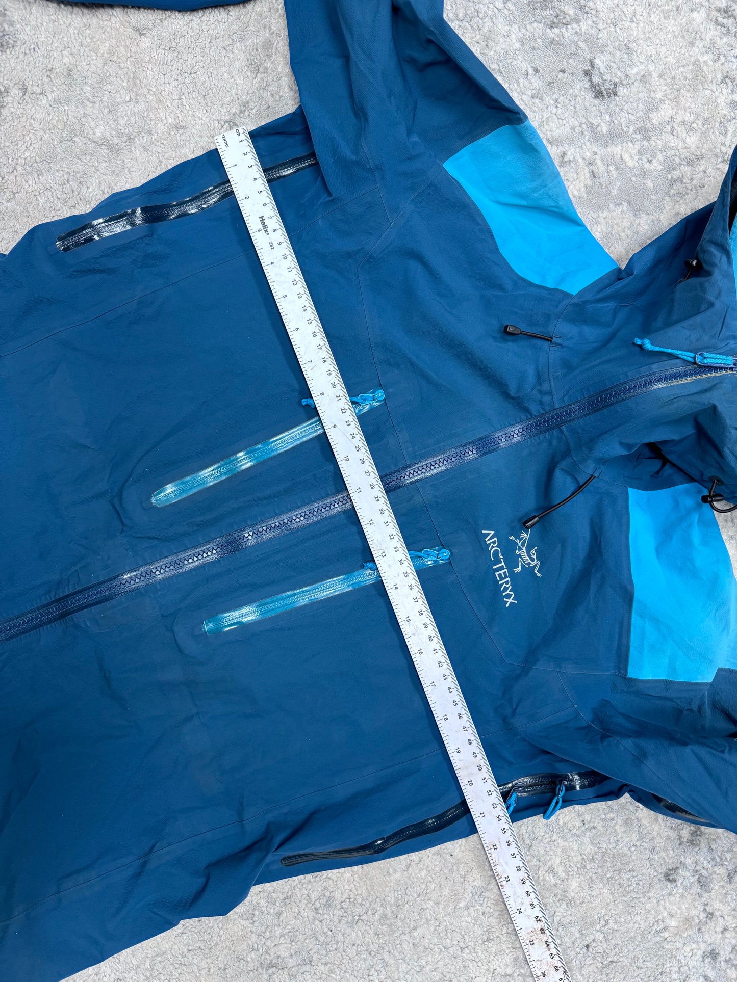 Arcteryx alpha AR jacket (S)