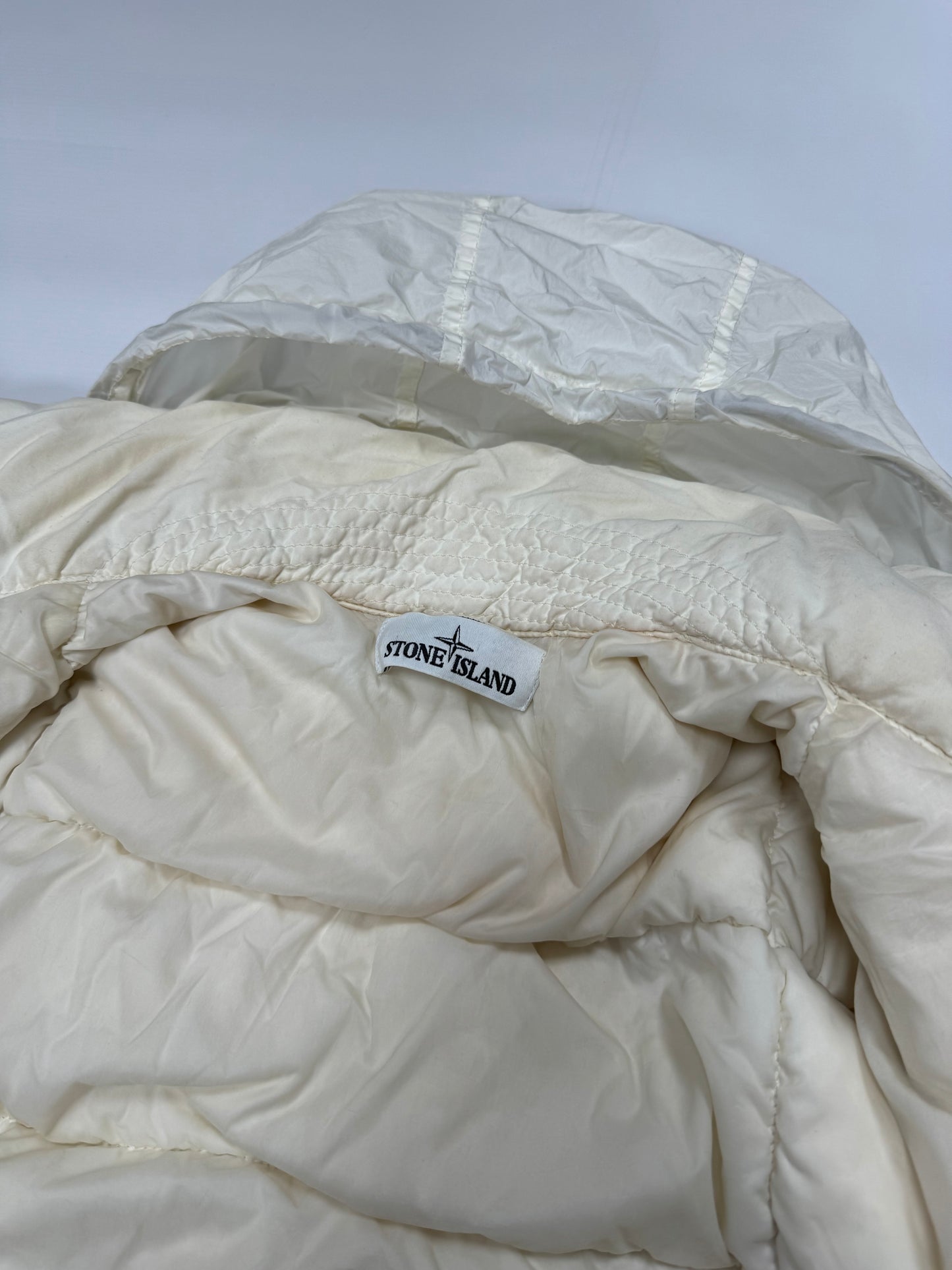 Stone island garment dyed down puffer (S)