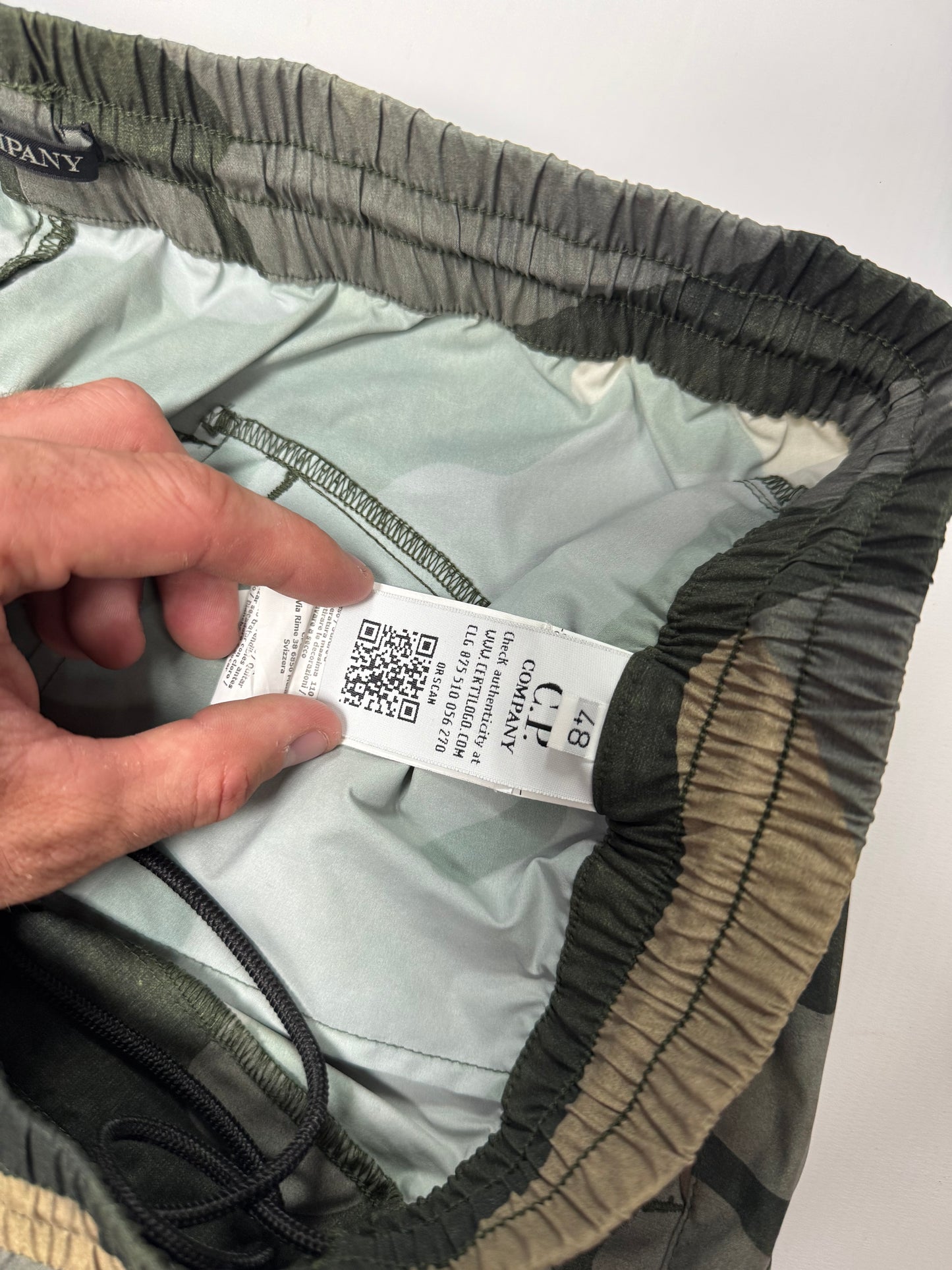 Cp company Swedish camo shorts (M)