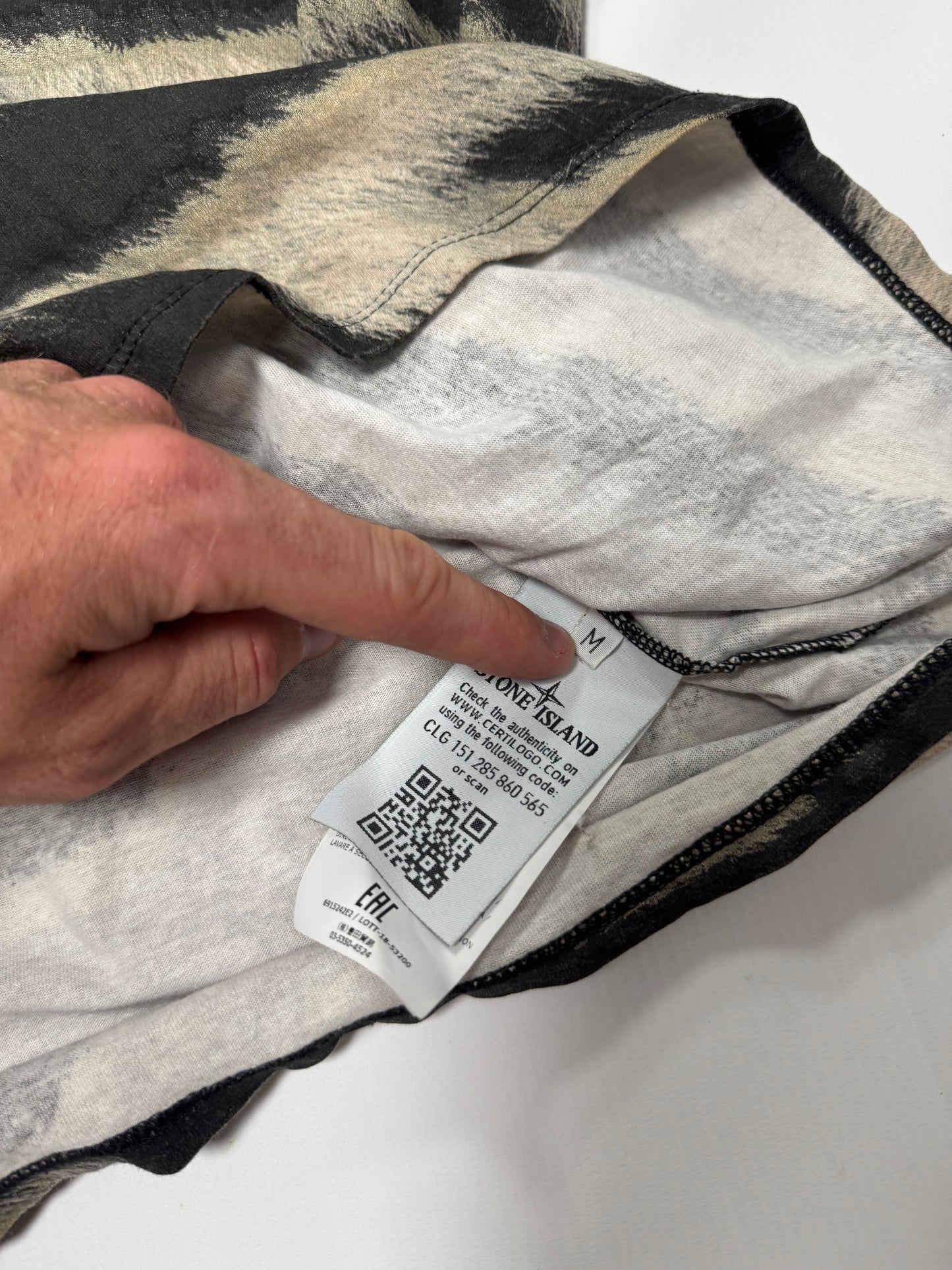 Stone island white tiger camo T shirt (M)