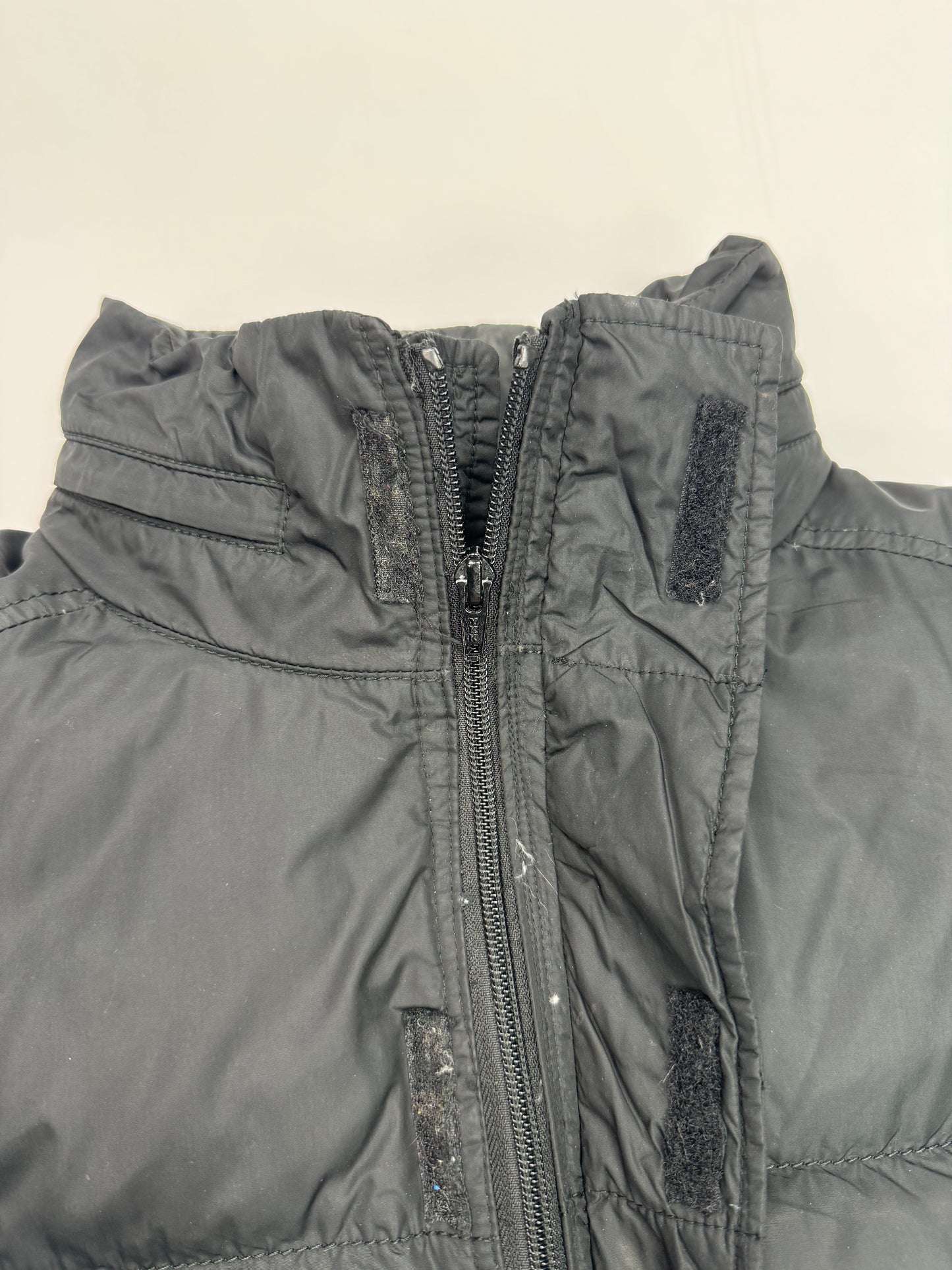 Prada sport puffer jacket (M)