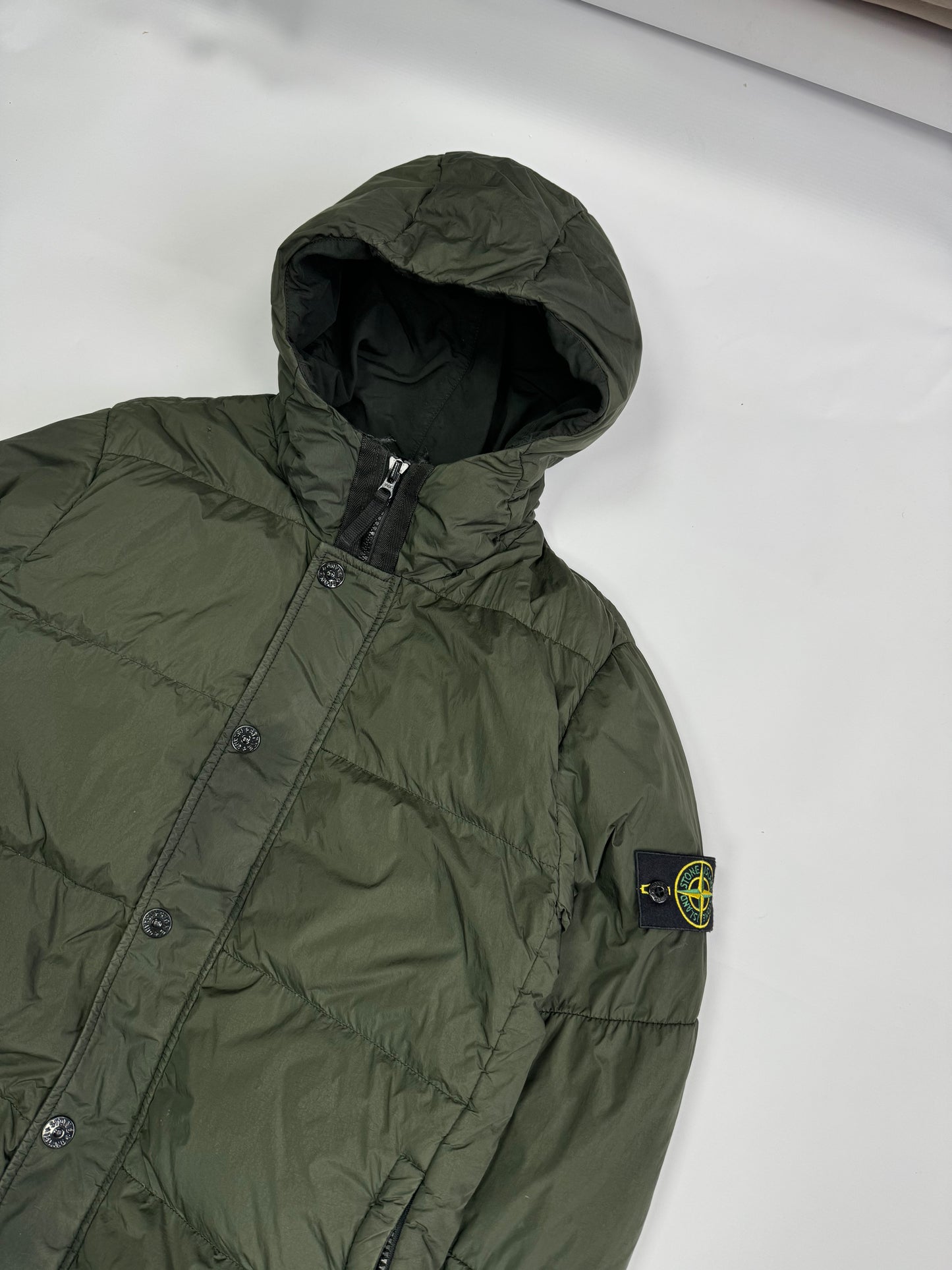 Stone island crinkle reps down jacket (L)