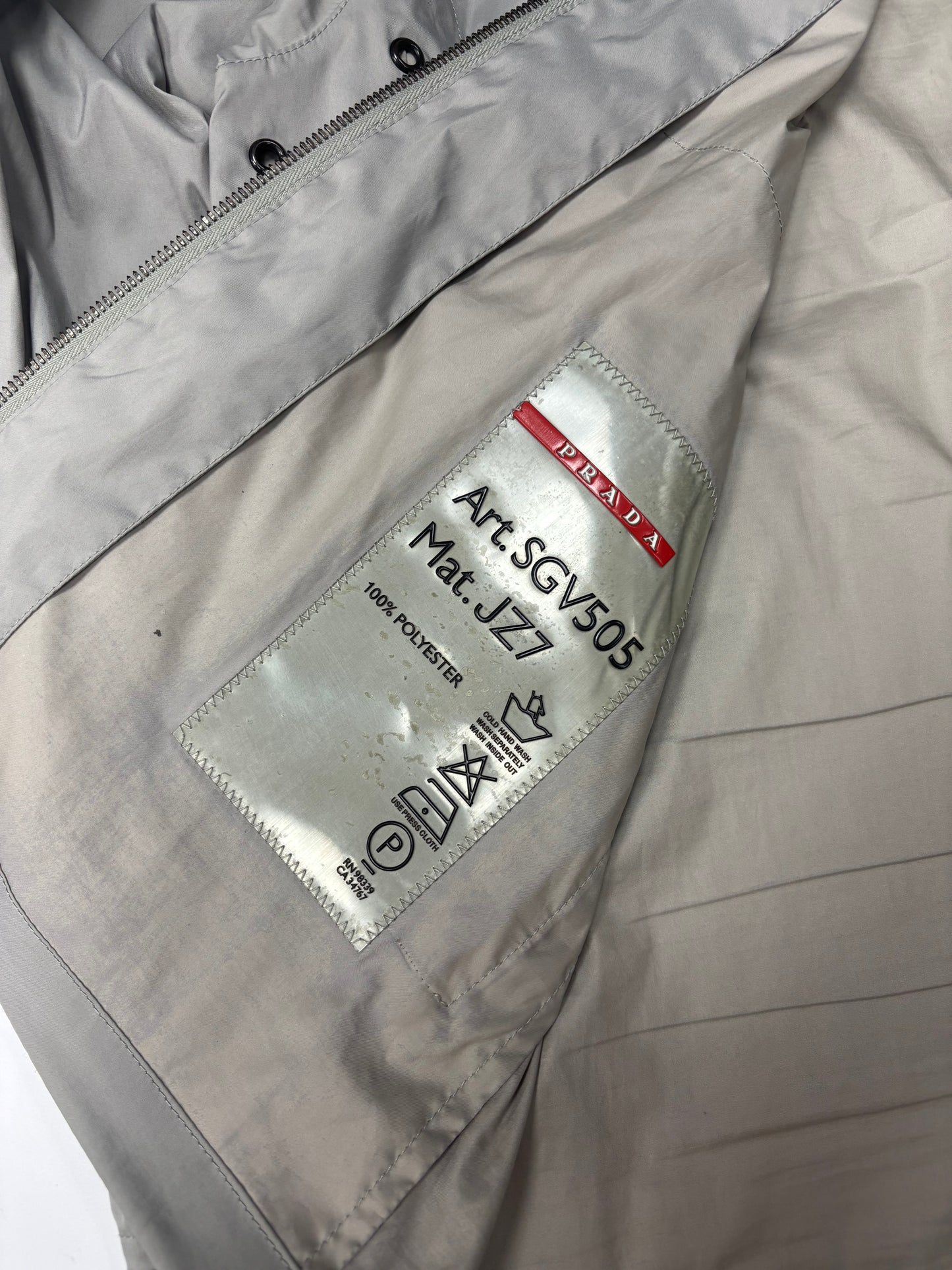 Prada sport 2003 nylon windbreaker (L)