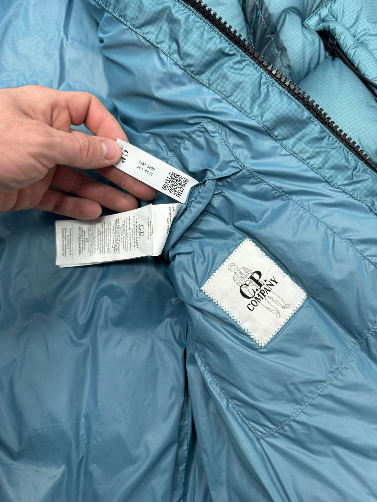 Cp company DD shell down jacket (M)