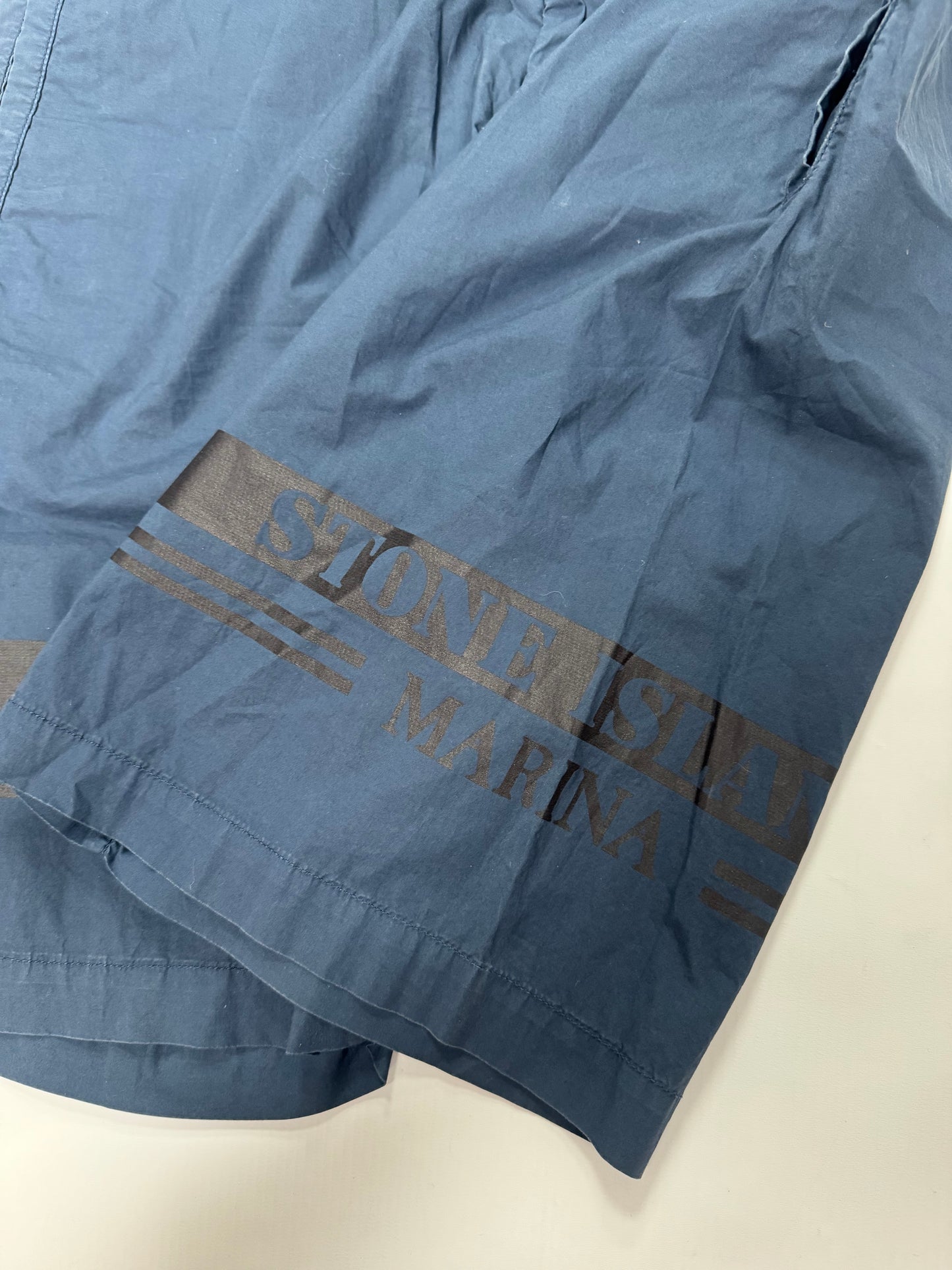 Stone island marina cargo shorts (W33)