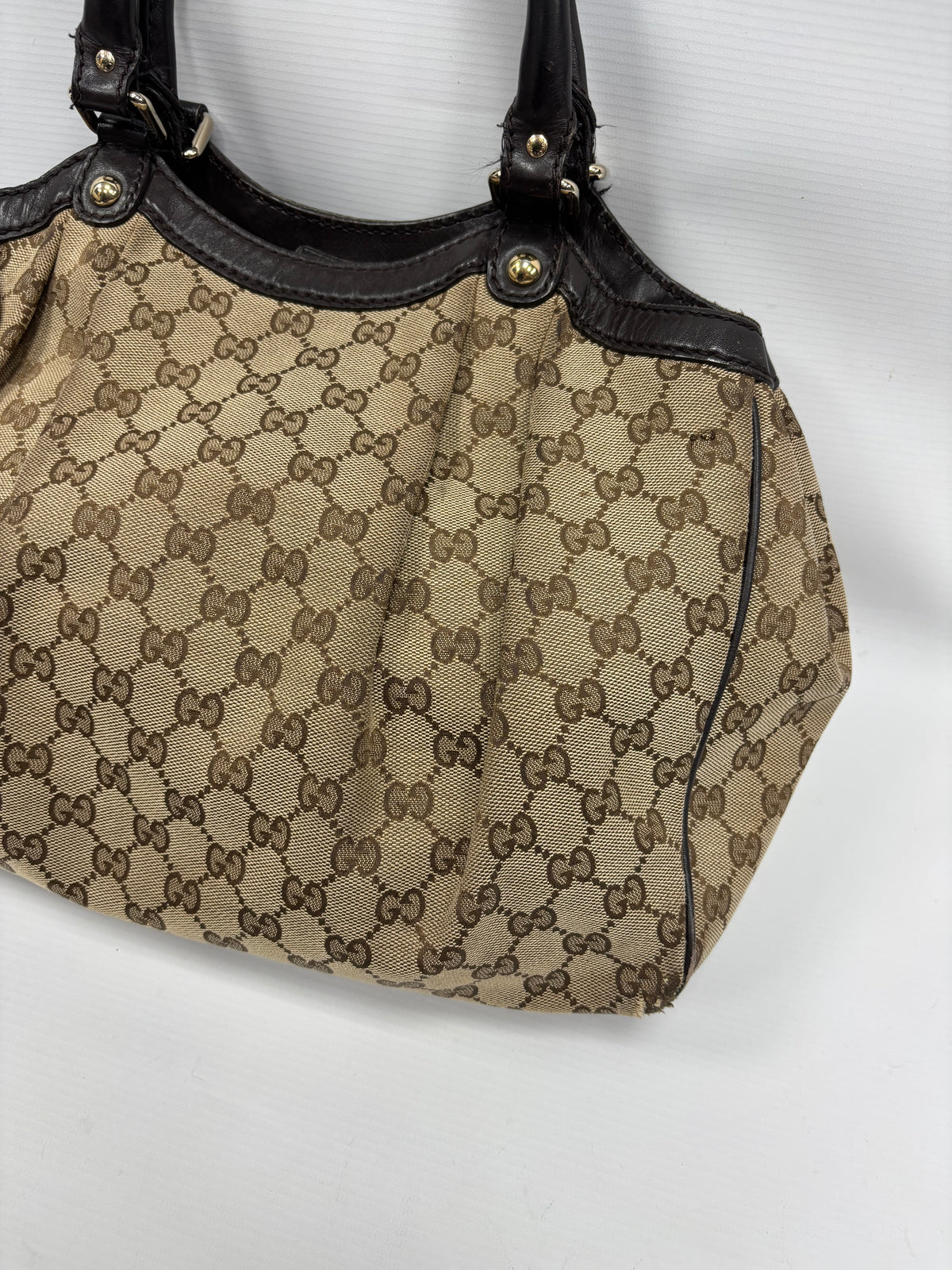 Gucci sukey medium tote bag