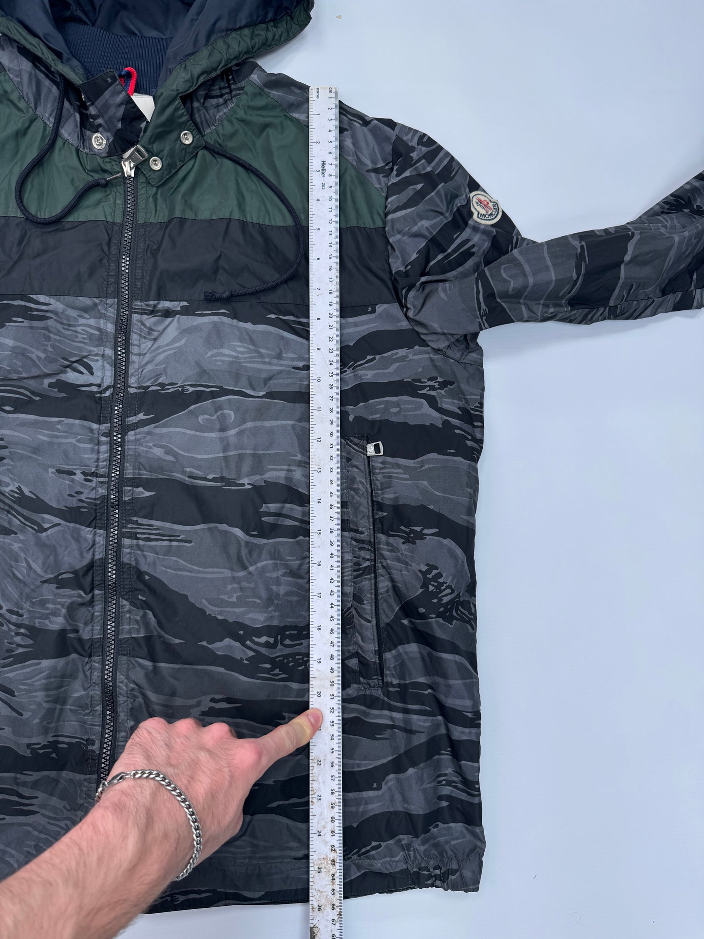 Moncler camo nylon jacket (L)