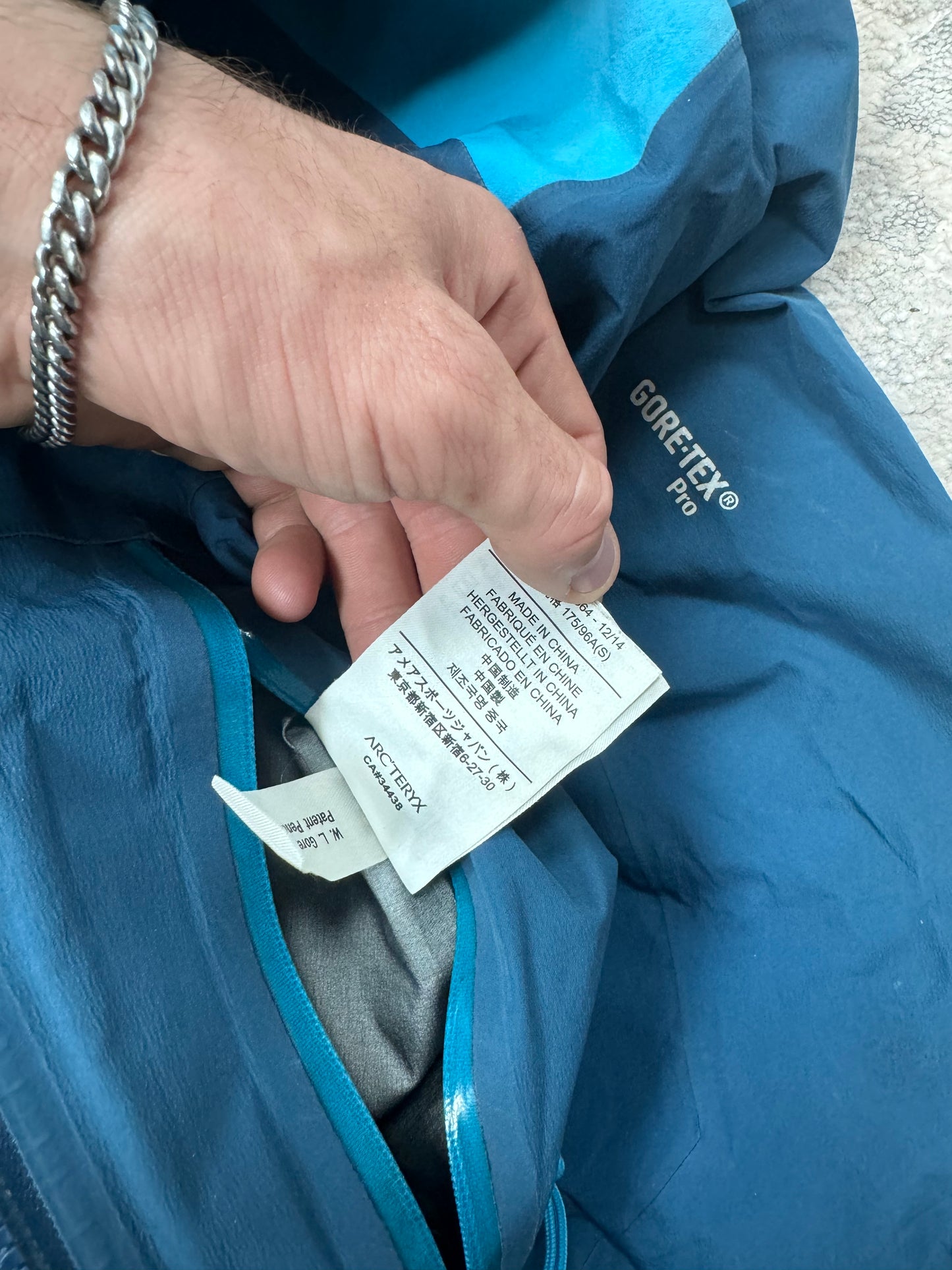 Arcteryx alpha AR jacket (S)