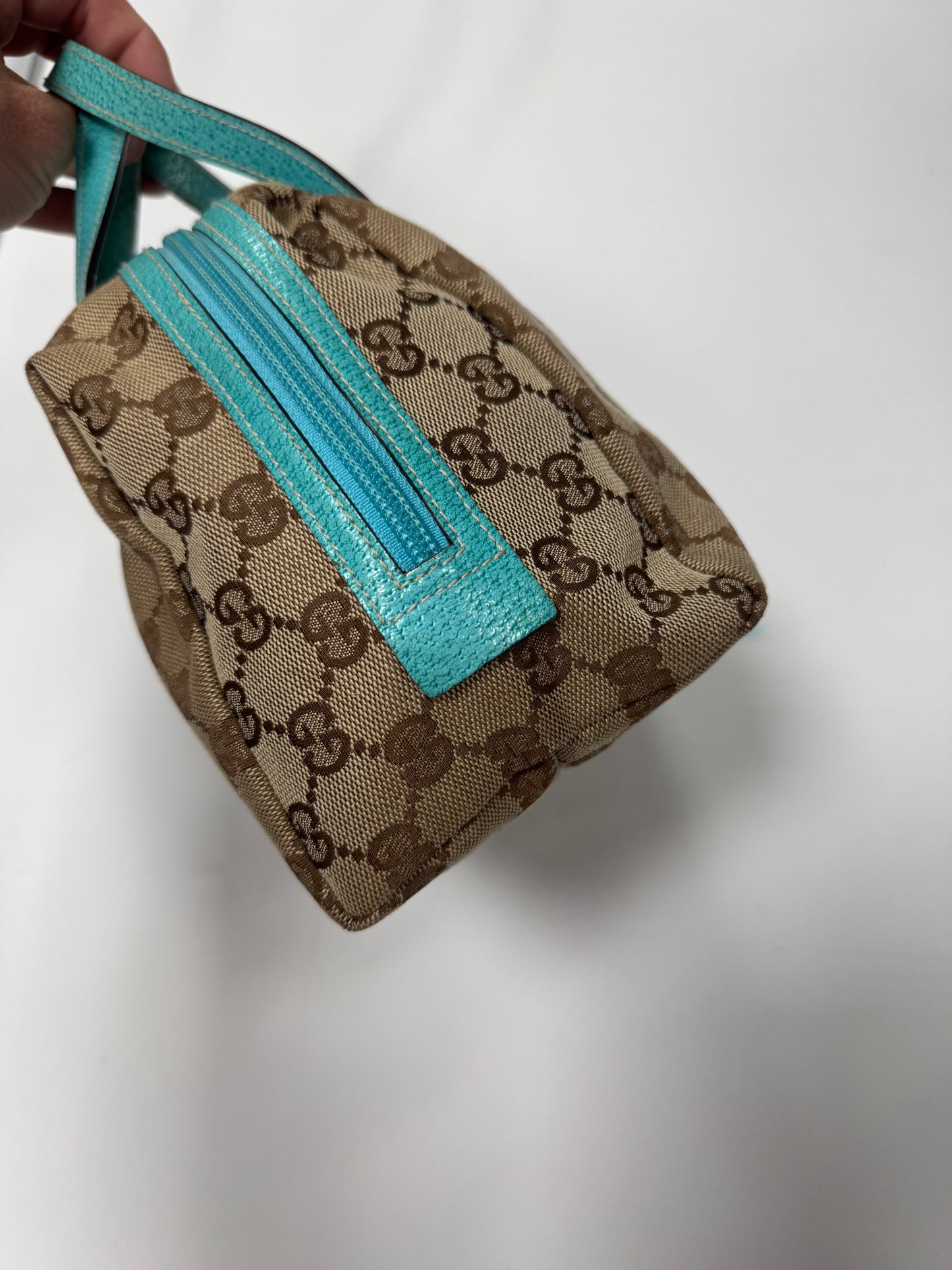 Gucci GG monogram hand bag (OS)