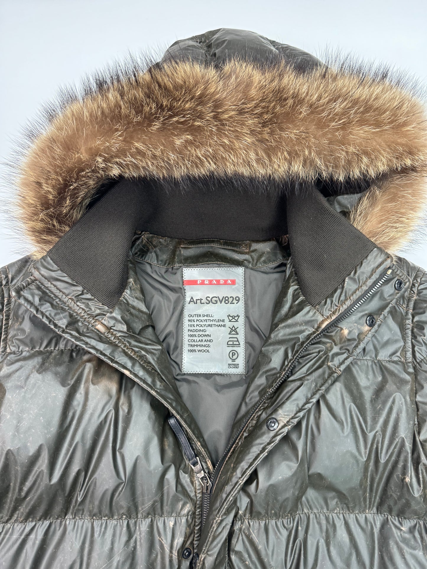 Prada sport fur hood puffer jacket (L)