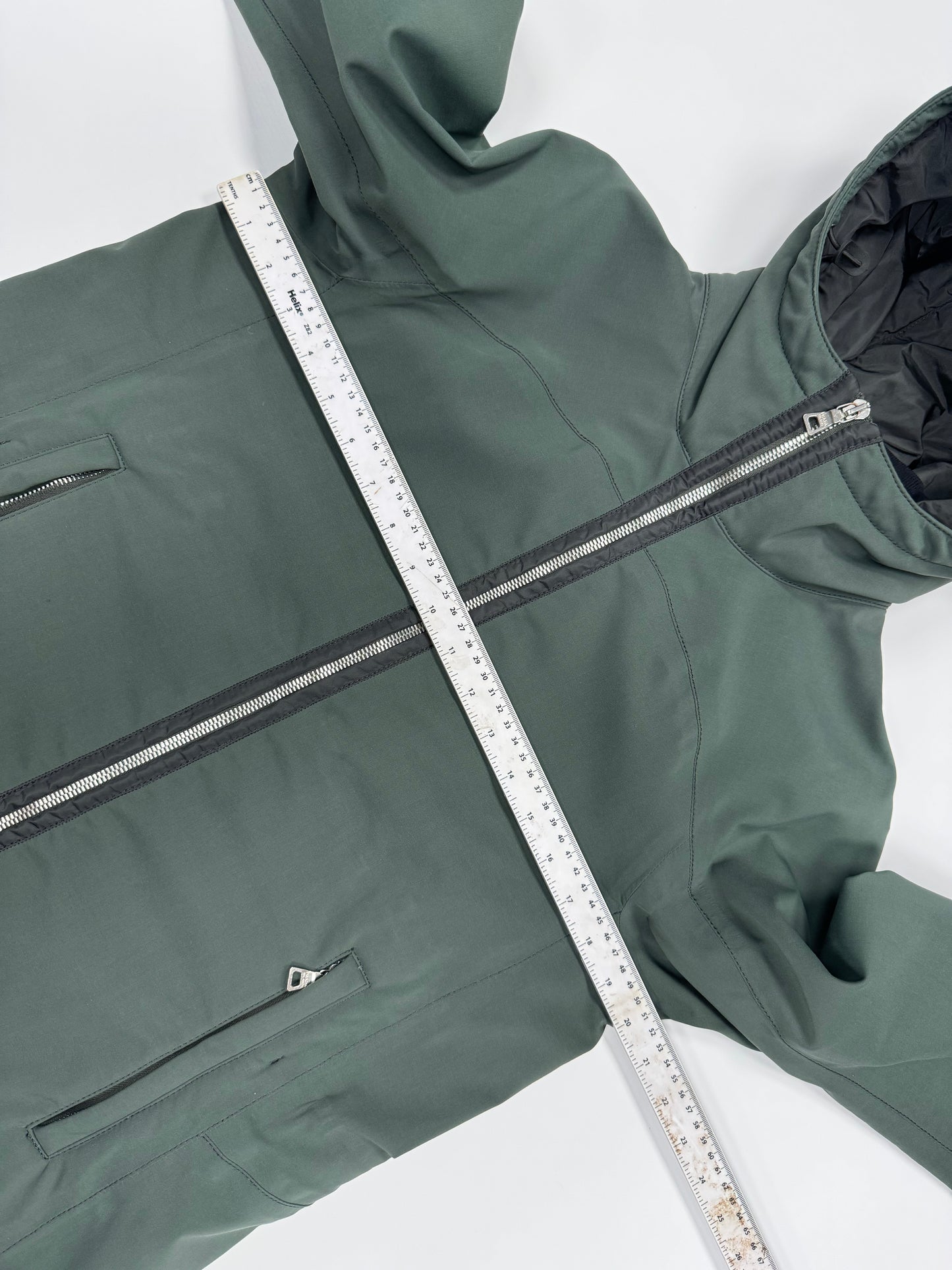 Prada sport goretex soft shell jacket (M)