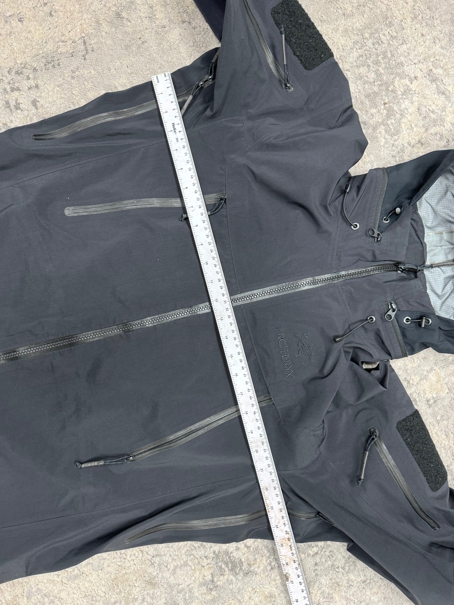 Arcteryx leaf alpha gen 2 (M)