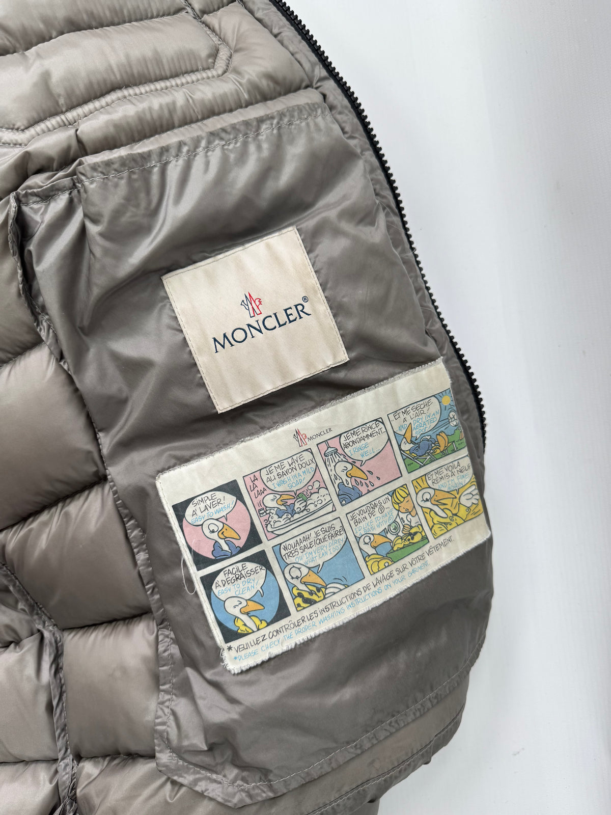 Moncler valance giubbotto down jacket (M)