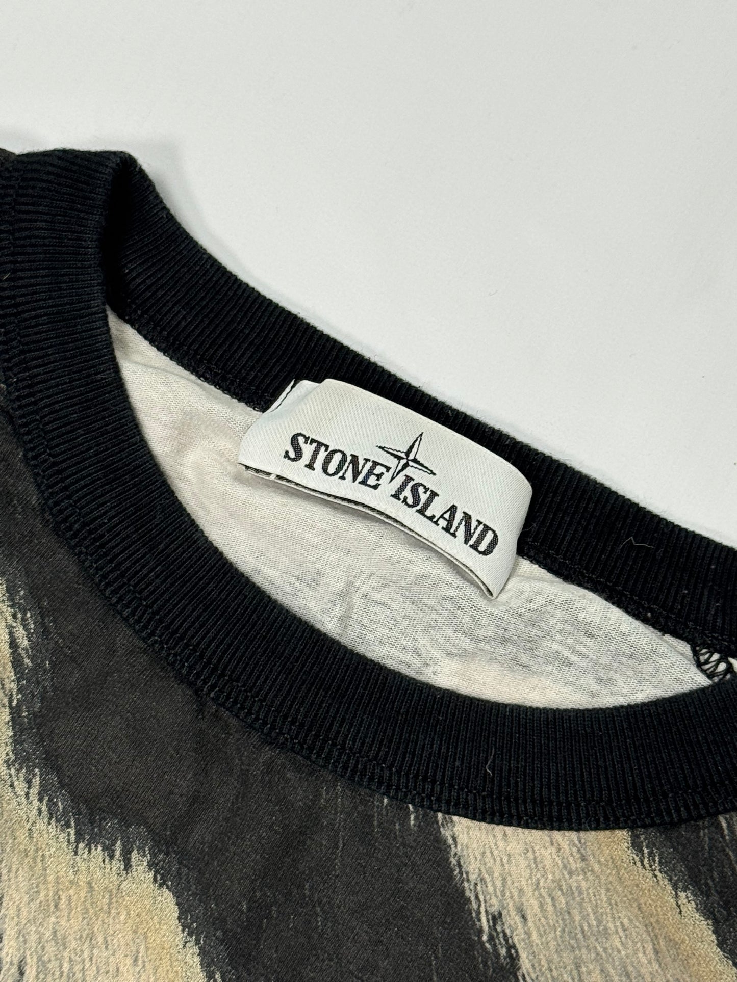 Stone island white tiger camo T shirt (M)