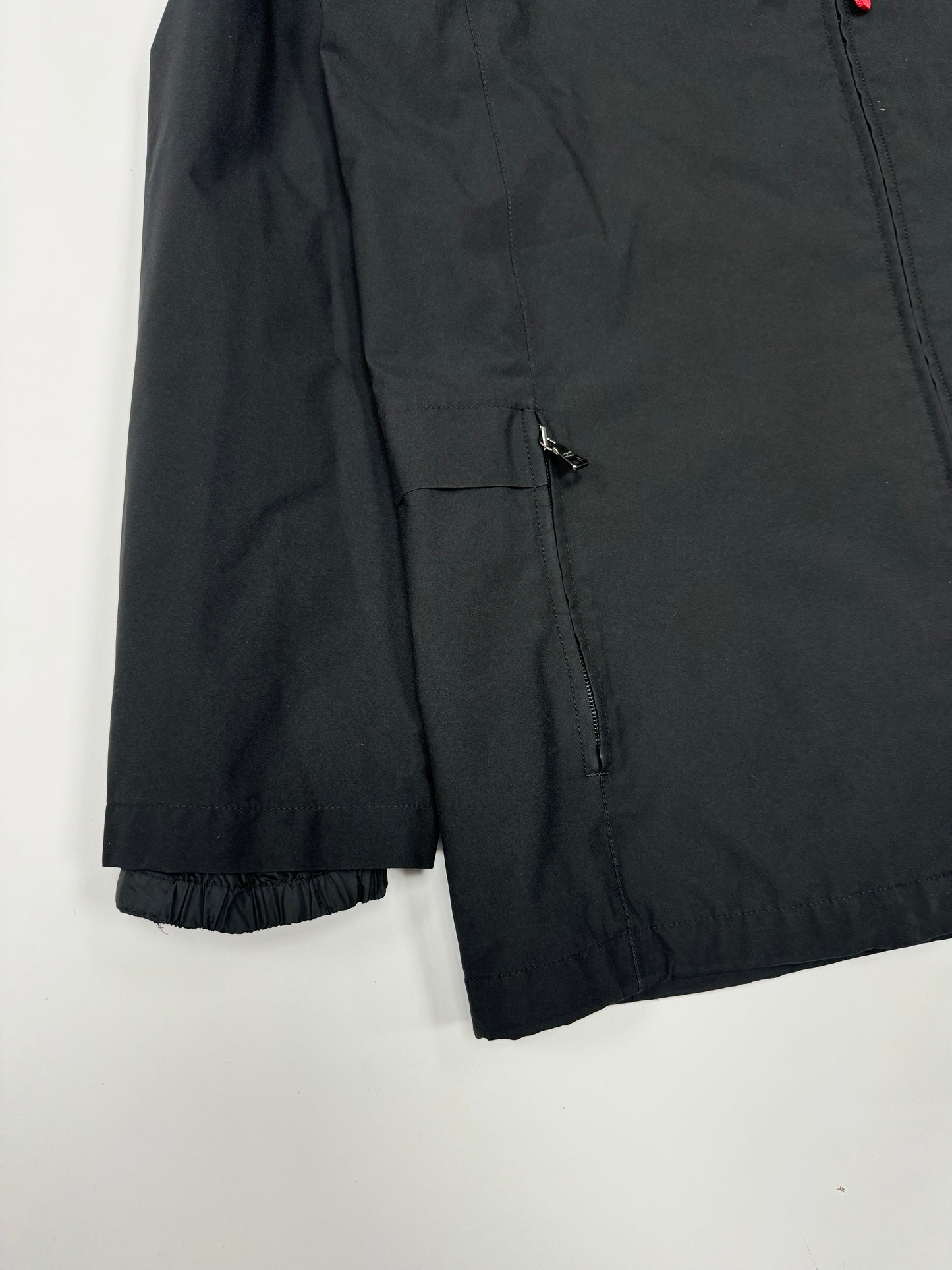 Prada sport goretex jacket (L)