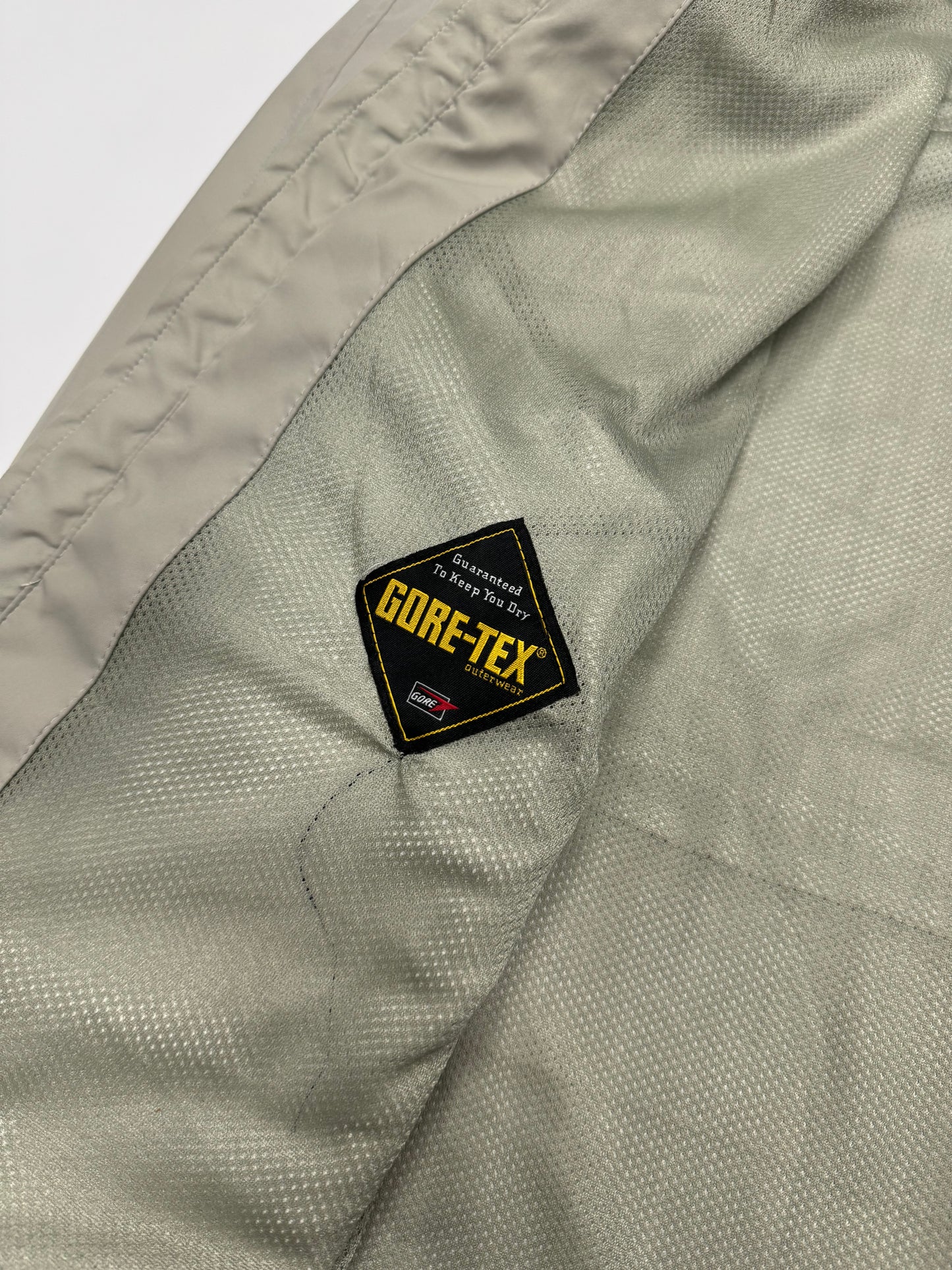 Prada sport goretex jacket (XL)