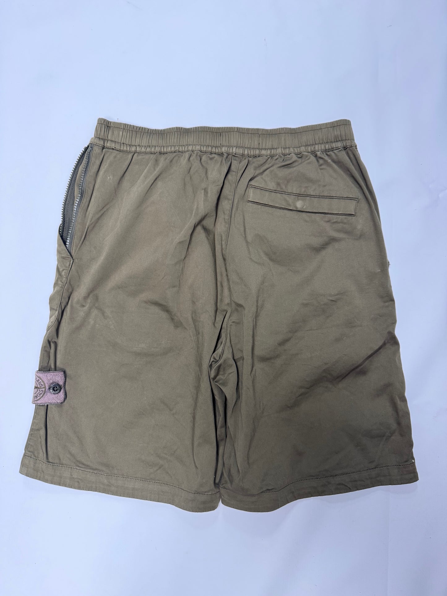 Stone island ghost project shorts (30w)