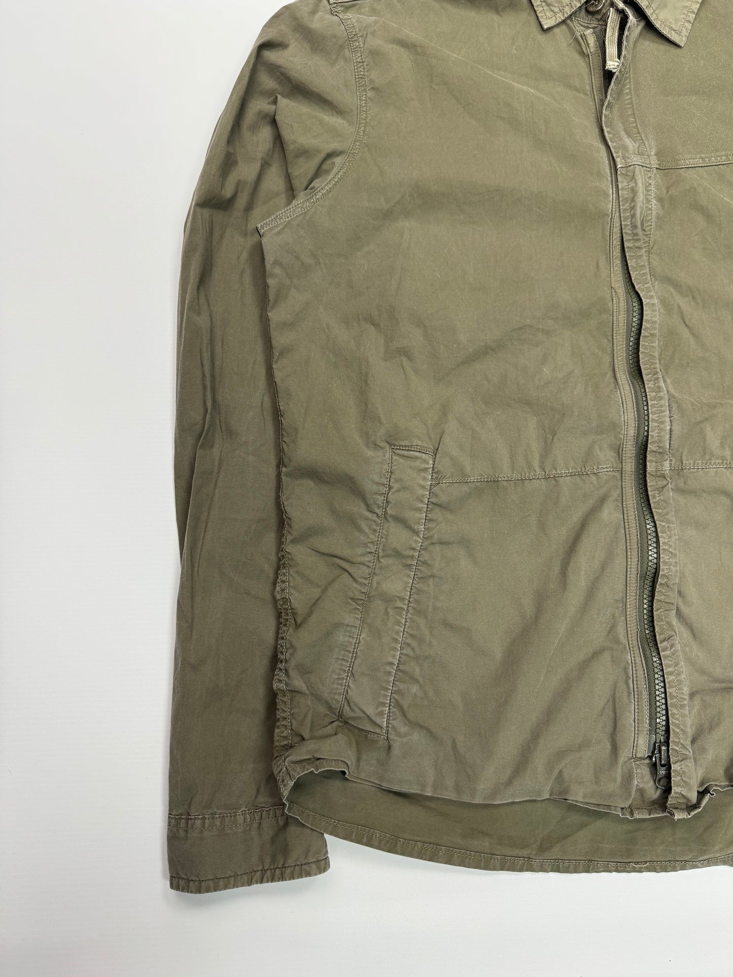 Stone island shadow project over shirt (M)