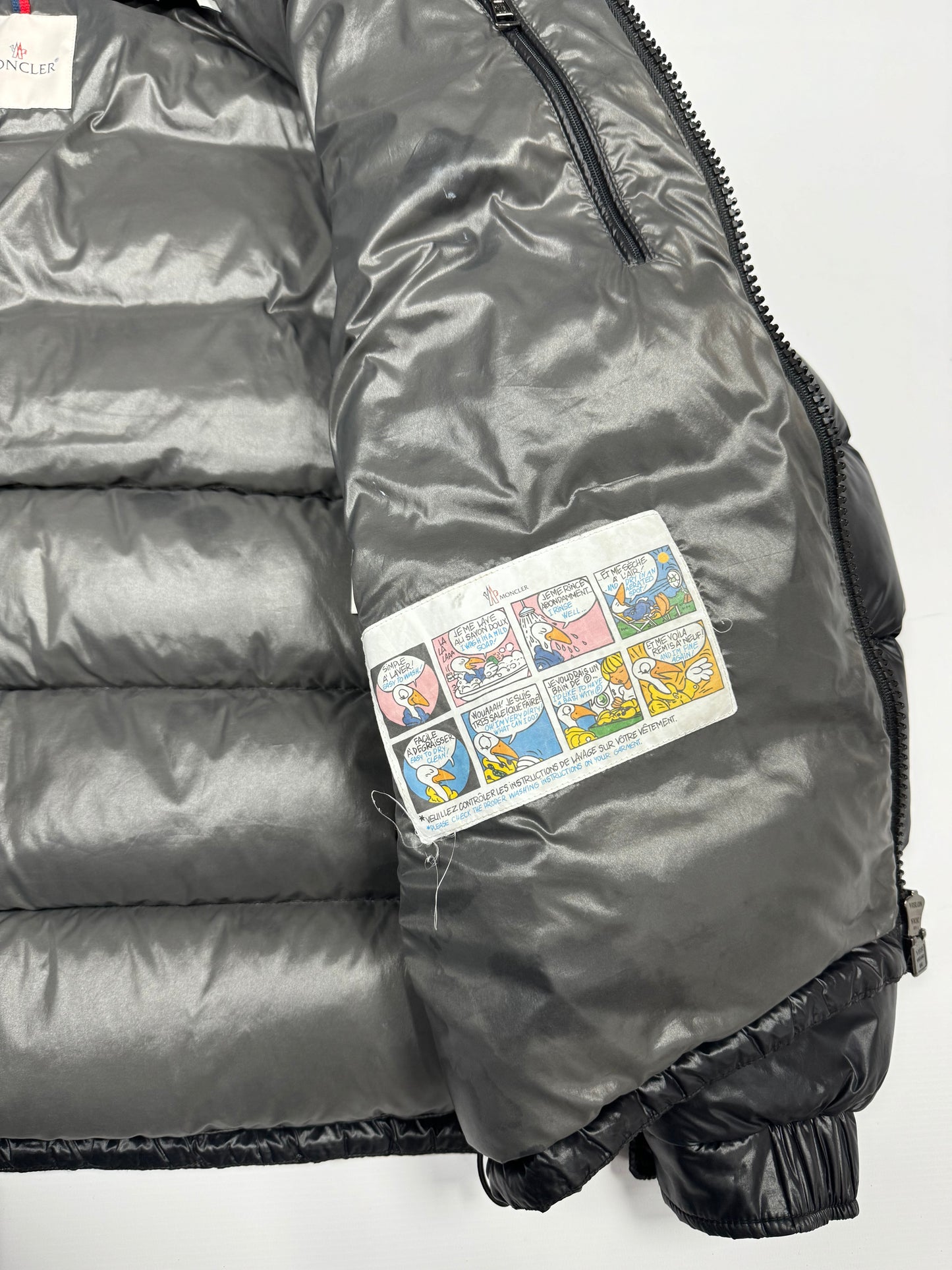 Moncler maya jacket (XL)