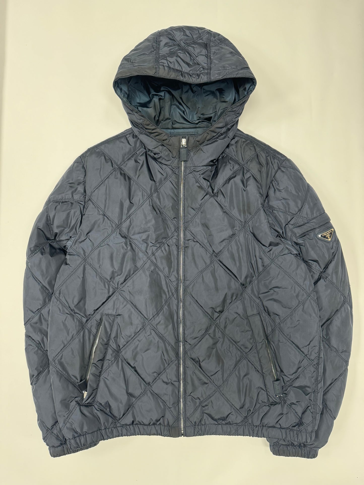 Prada Milano nylon diamond stitch down jacket (XL)