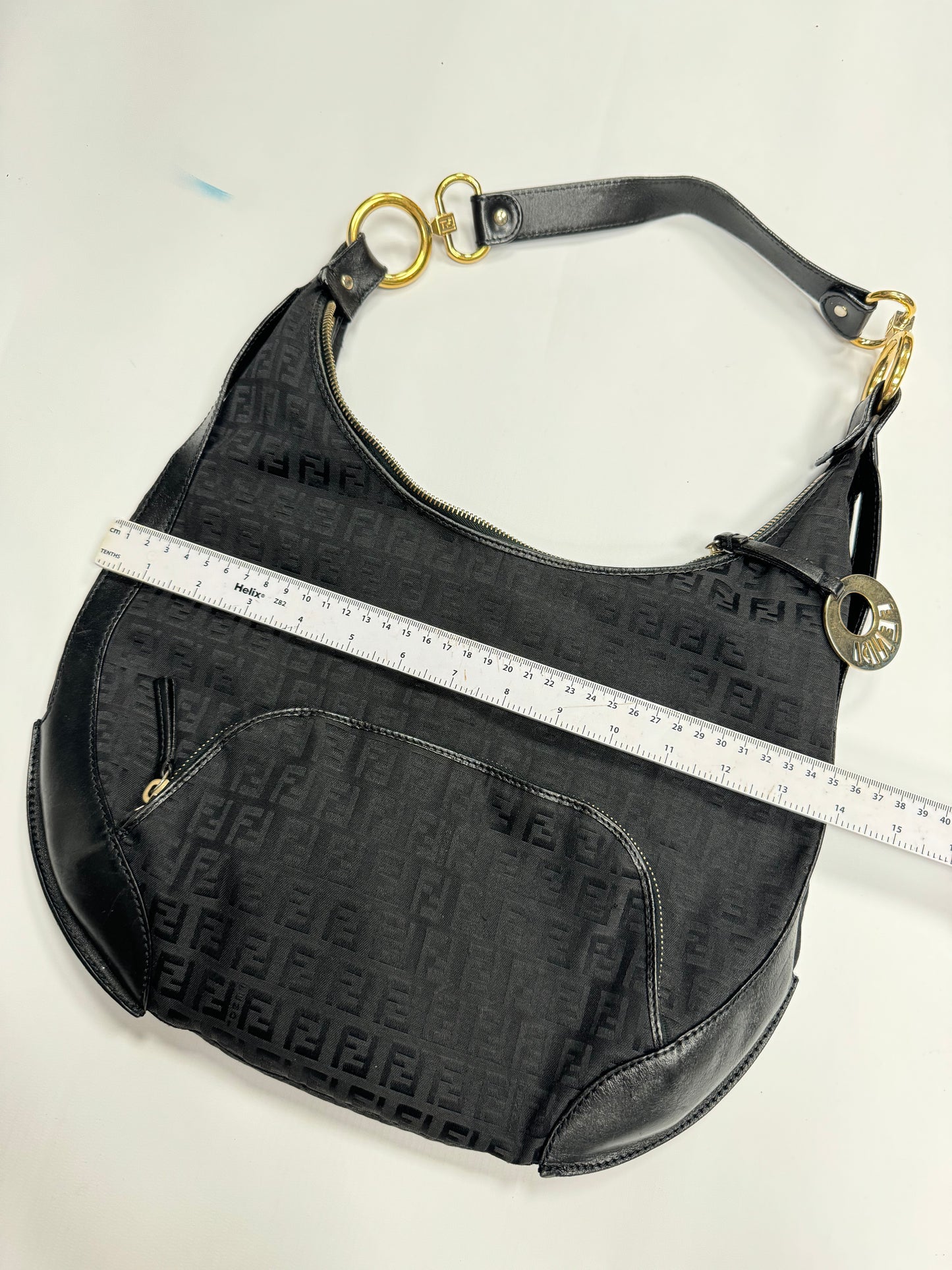 Fendi chef shoulder bag (OS)