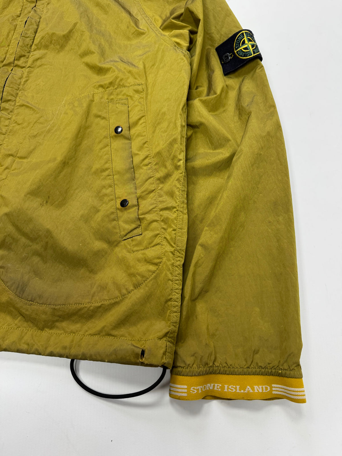 Stone island nylon hooded jacket ( M)