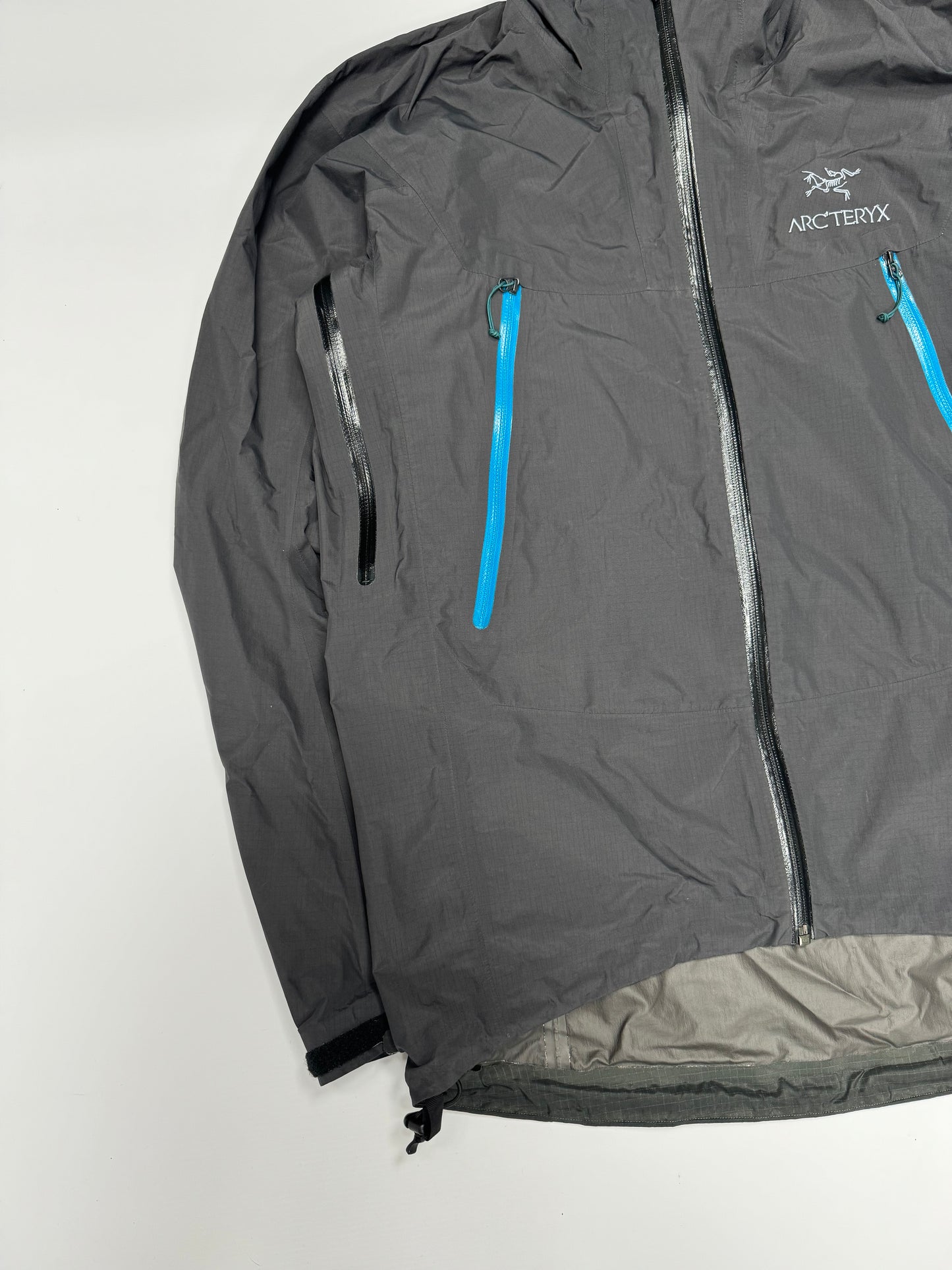 Arcteryx beta SL jacket (S)