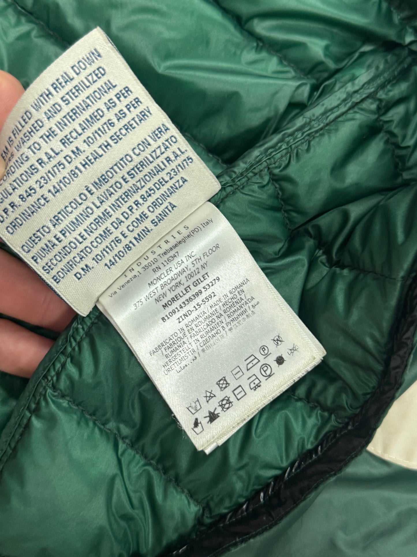 Moncler Hooded down gilet (S)