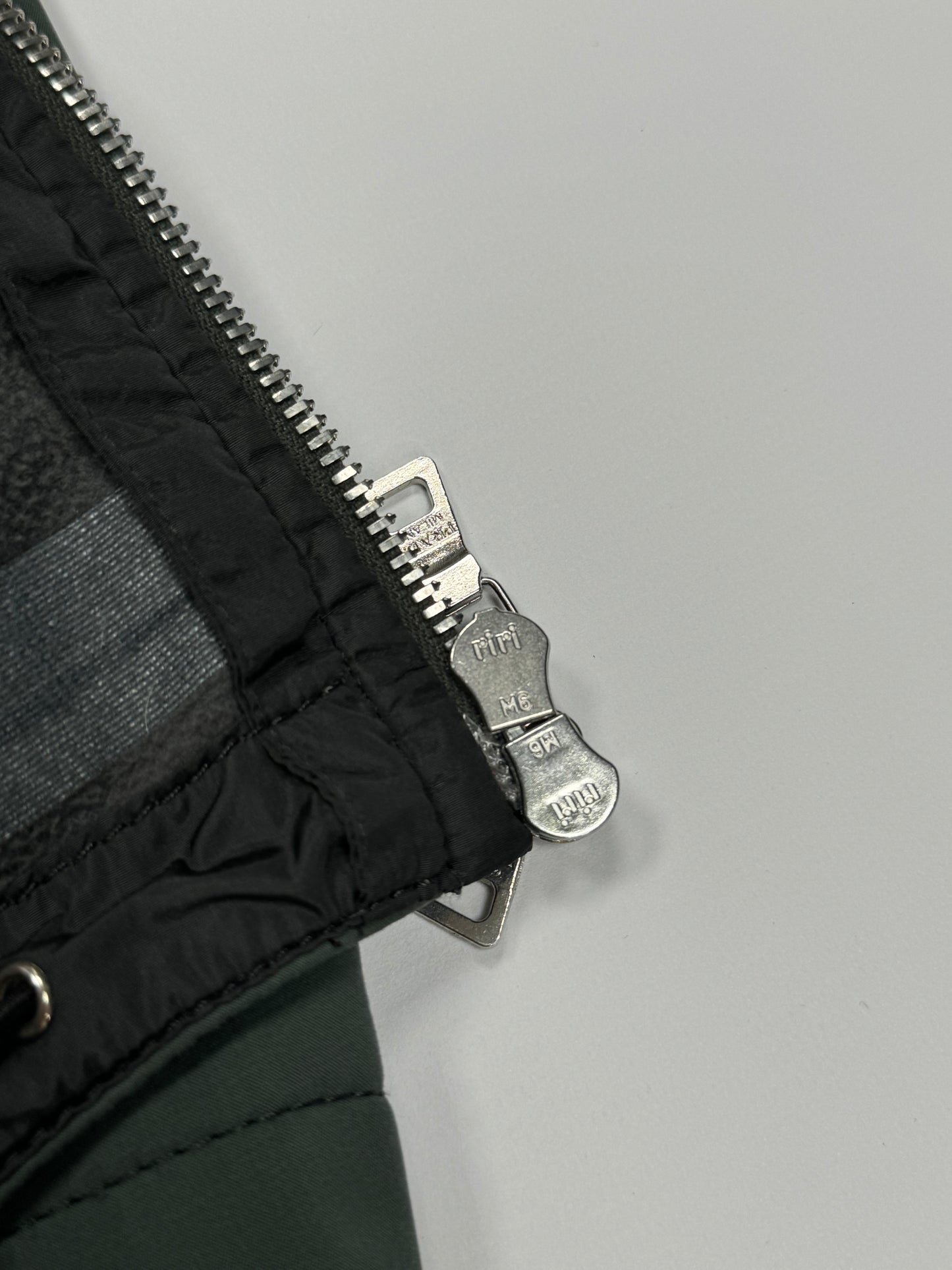 Prada sport goretex soft shell jacket (M)