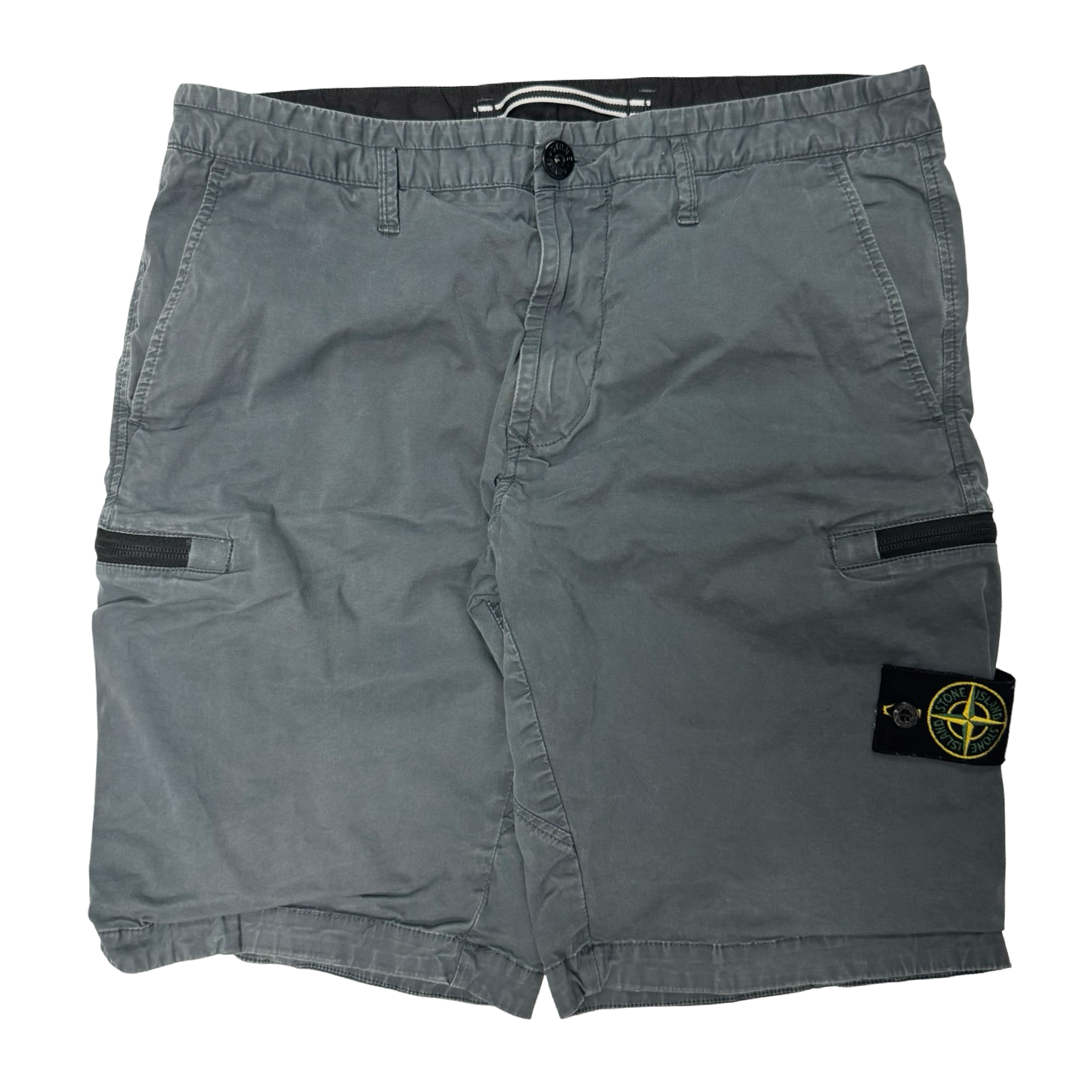 Stone island cargo shorts (32w)