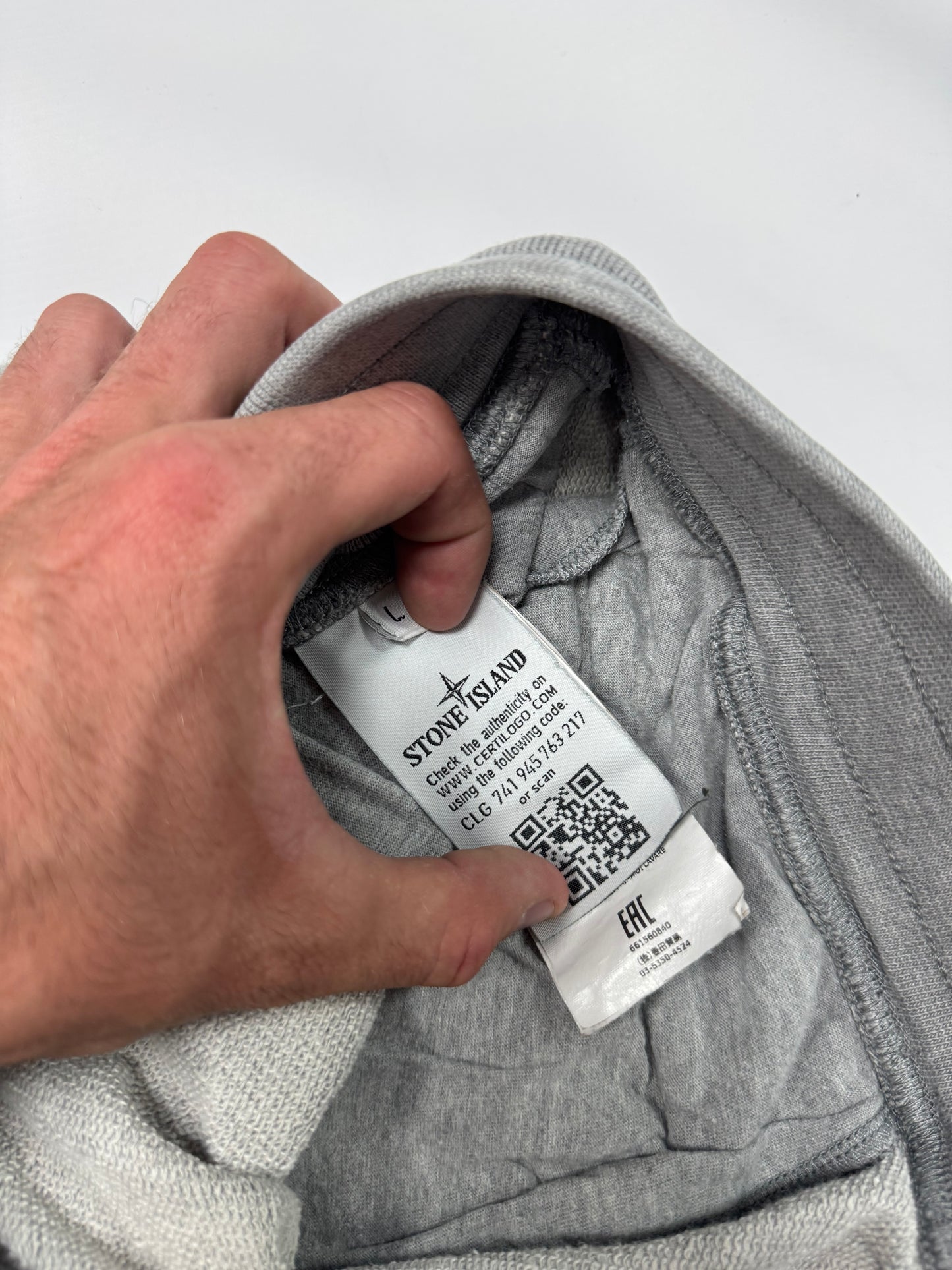Stone island jogger shorts (L)