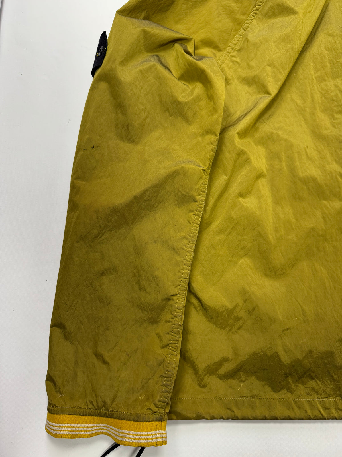 Stone island nylon hooded jacket ( M)