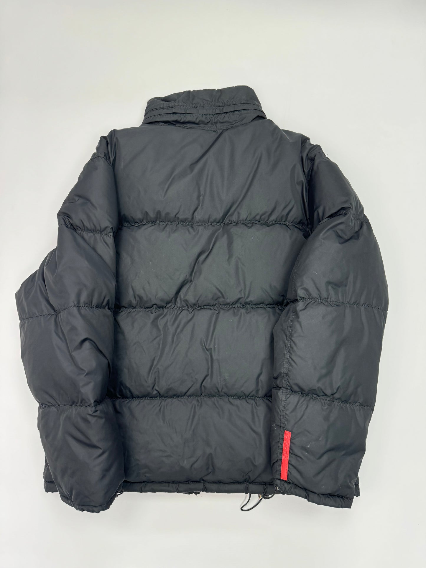 Prada sport puffer jacket (M)