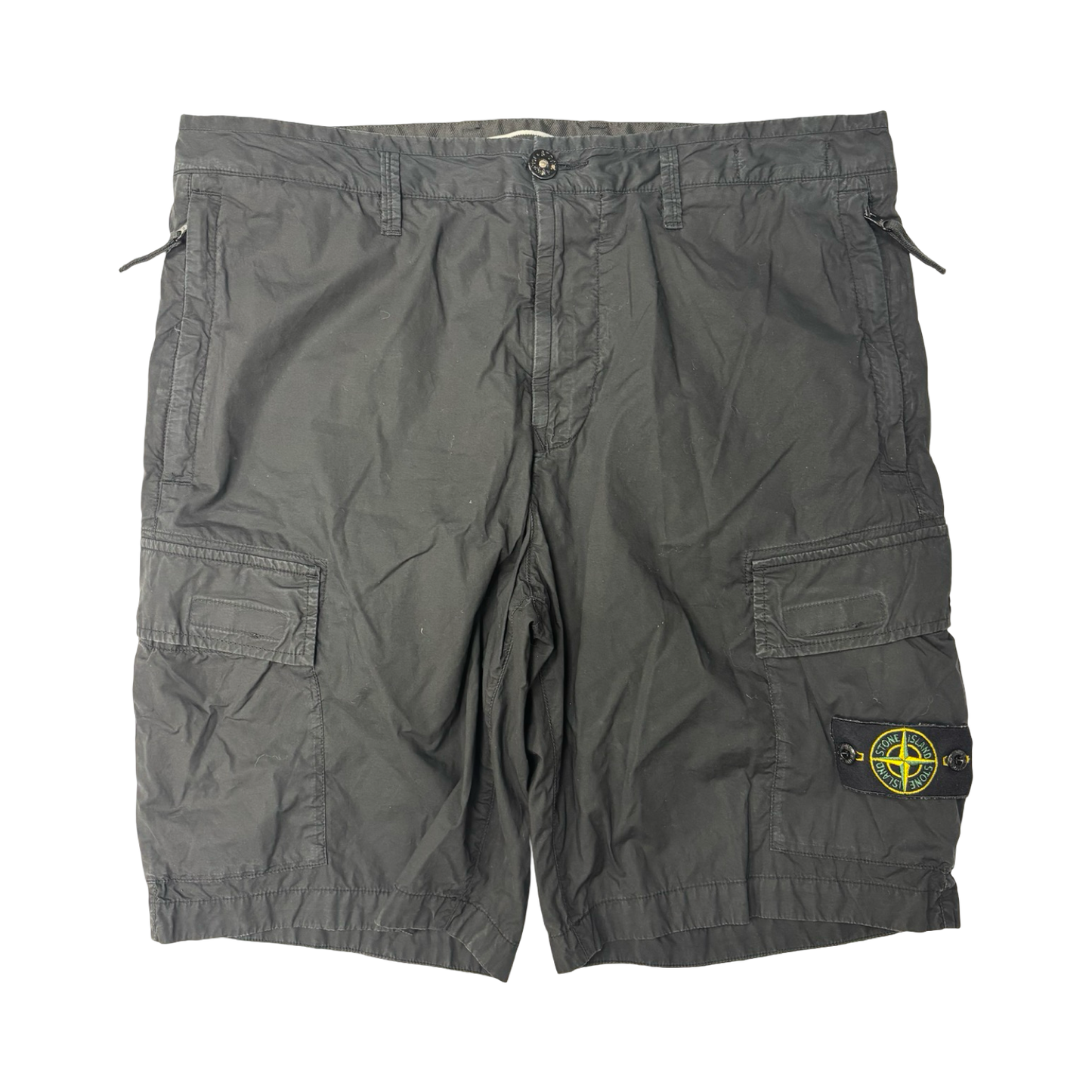Stone island cargo shorts (34W)