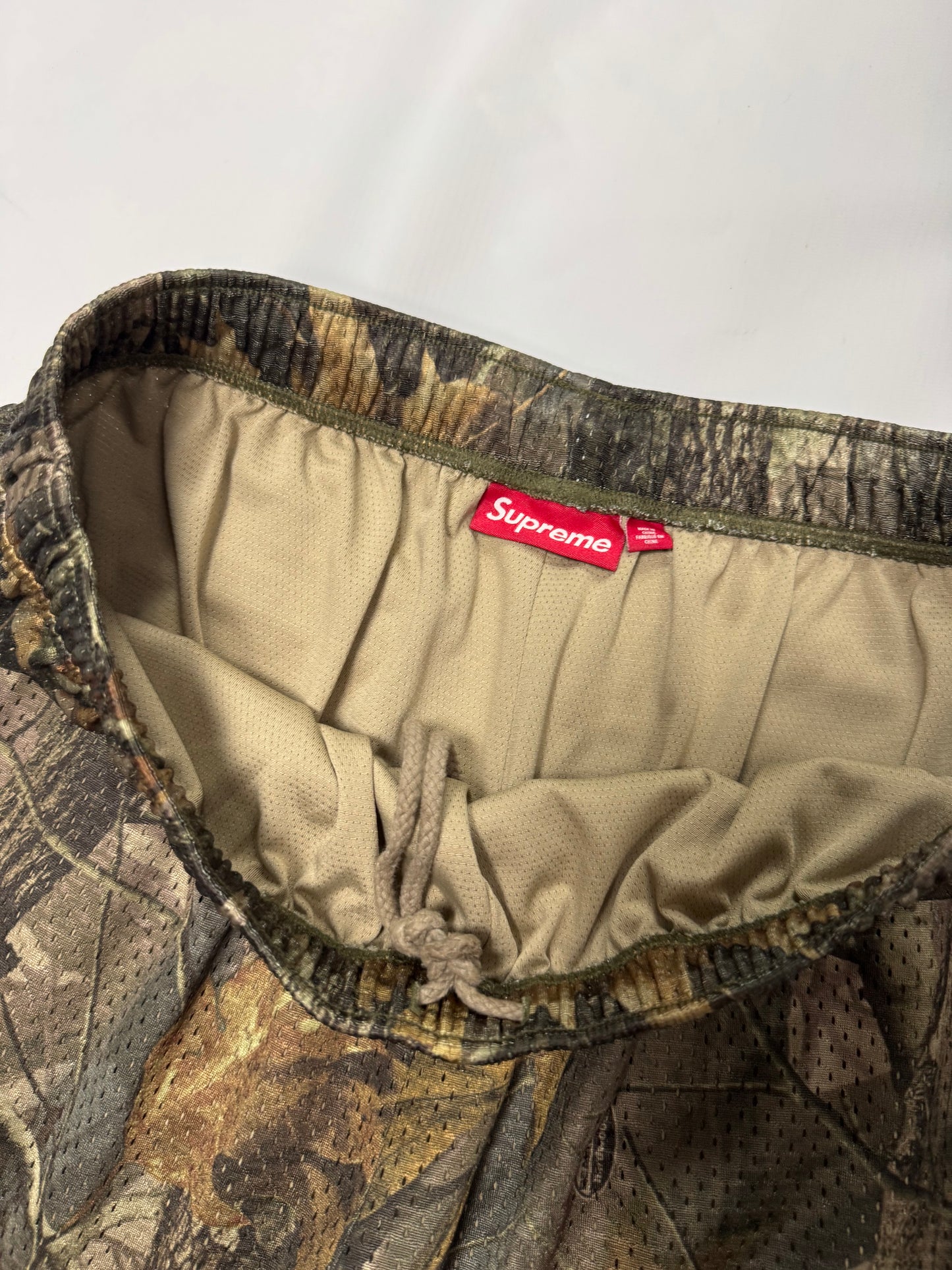 Supreme real tree mesh shorts (S)