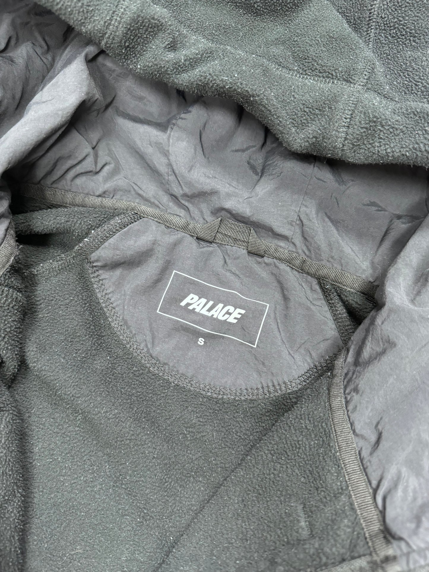 Palace therma fleece hoodie (S)