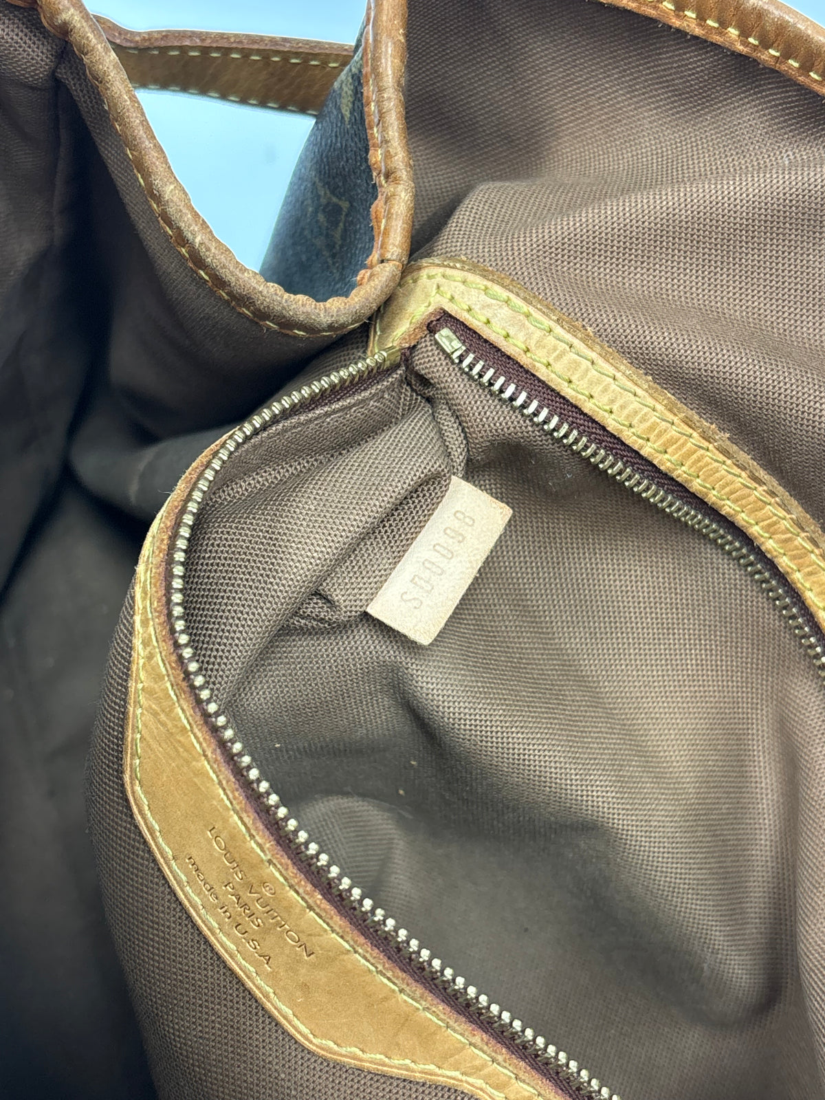 Louis Vuitton Batignolles medium tote bag