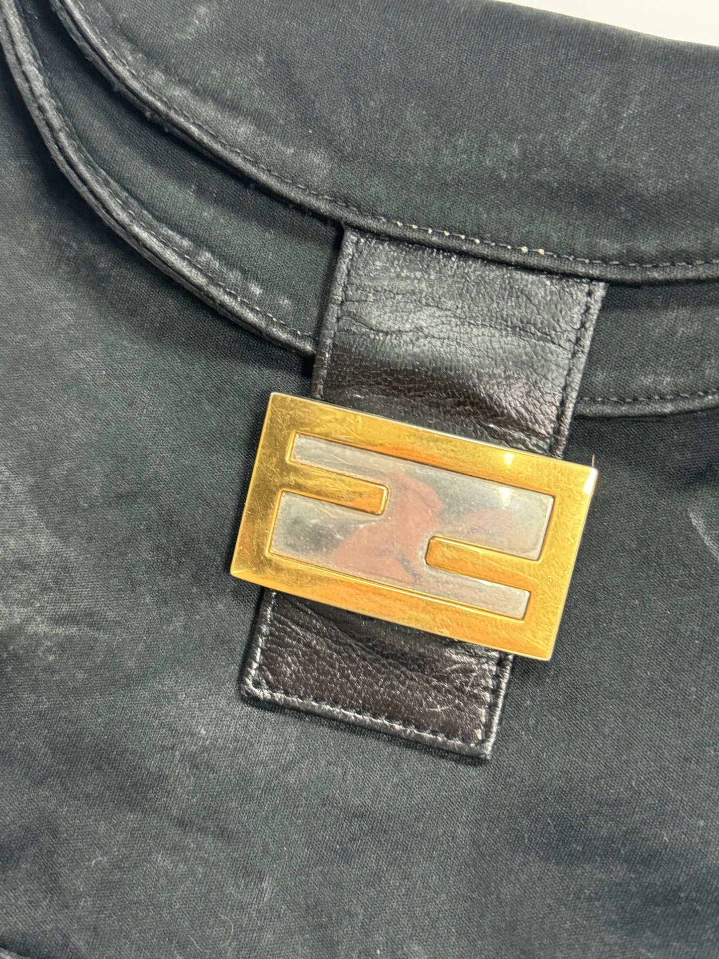 Fendi mamma baguette shoulder bag (OS)