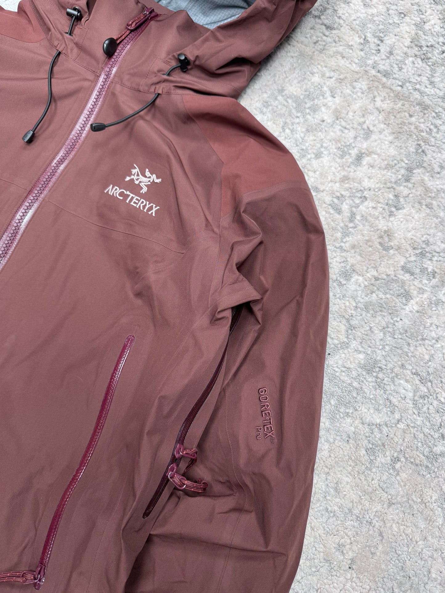 Arcteryx beta AR women’s (M)