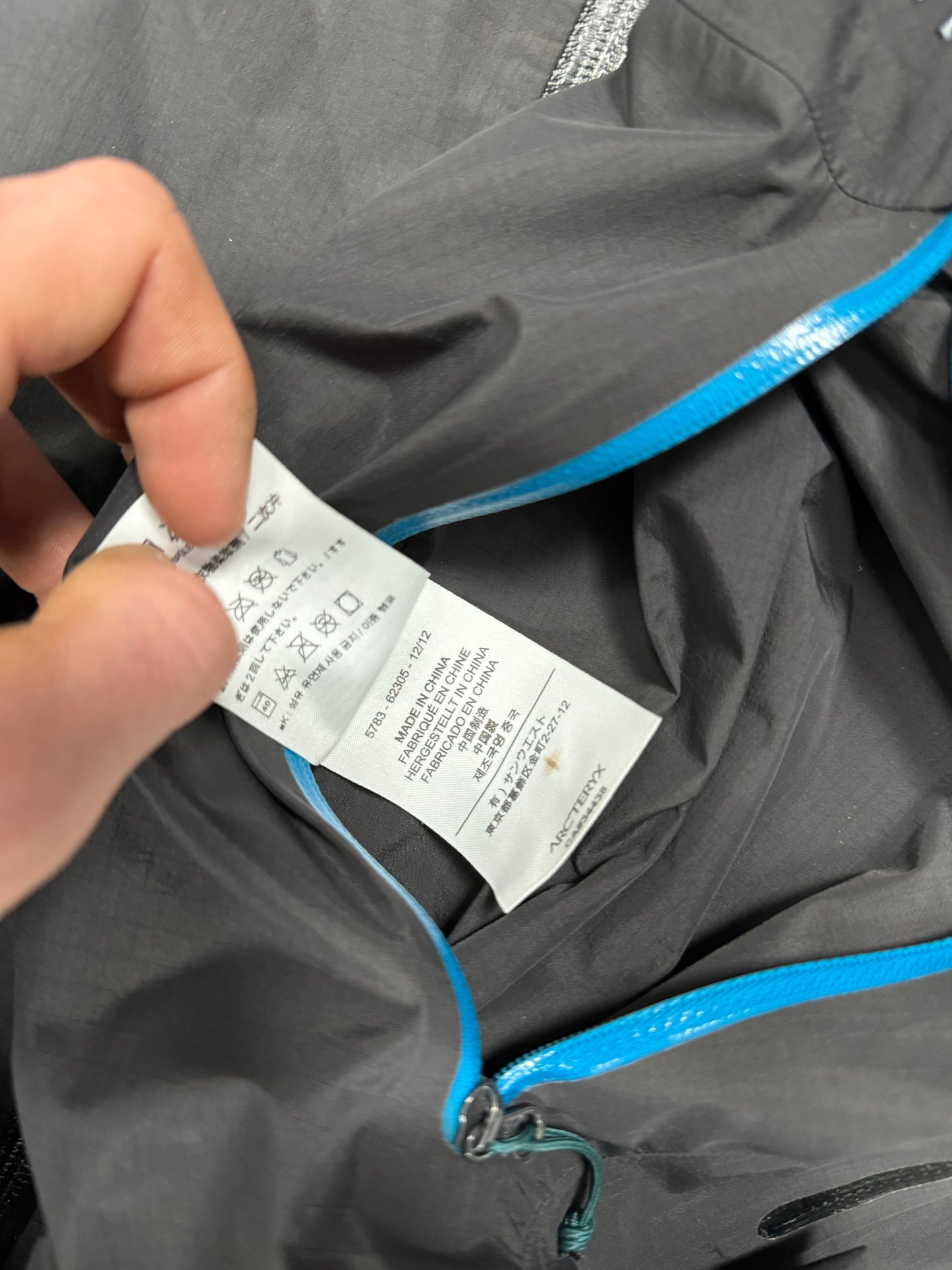 Arcteryx beta SL jacket (S)
